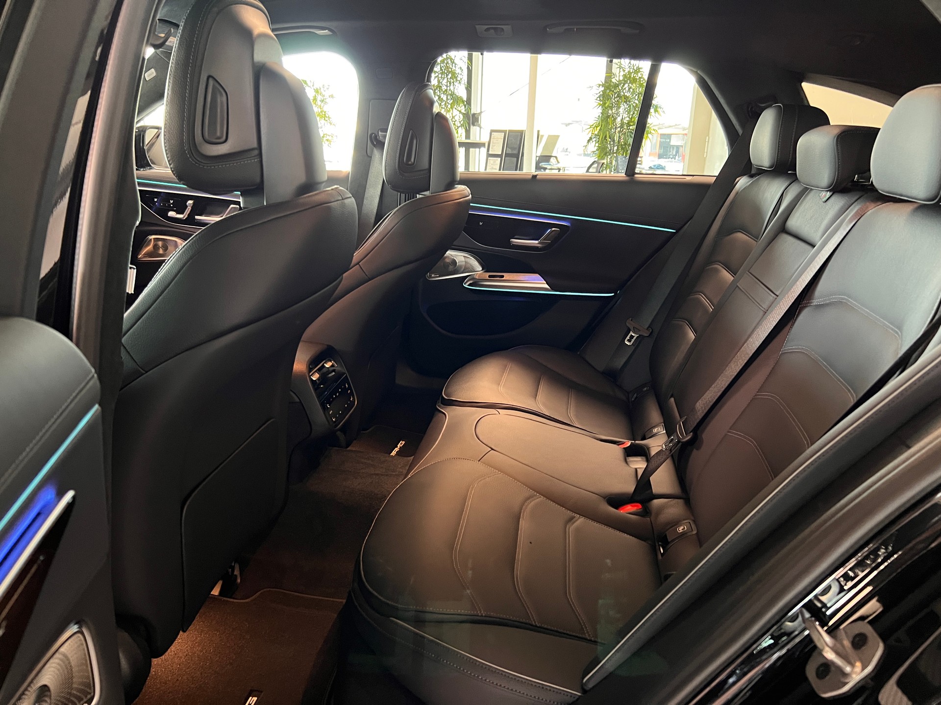 MERCEDES-BENZ E 450 T 9G-Tronic 4Matic-image-8