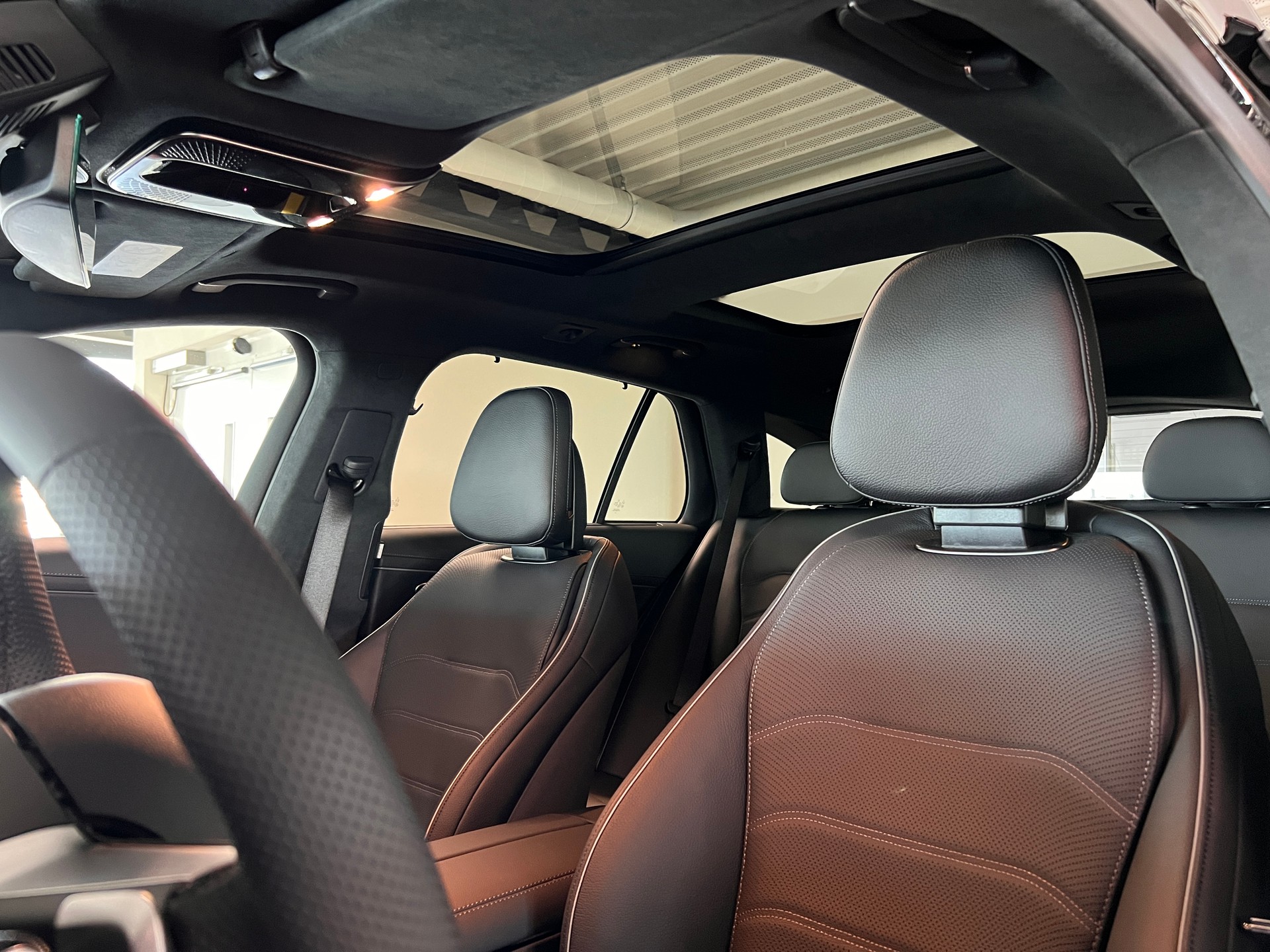 MERCEDES-BENZ E 450 T 9G-Tronic 4Matic-image-12