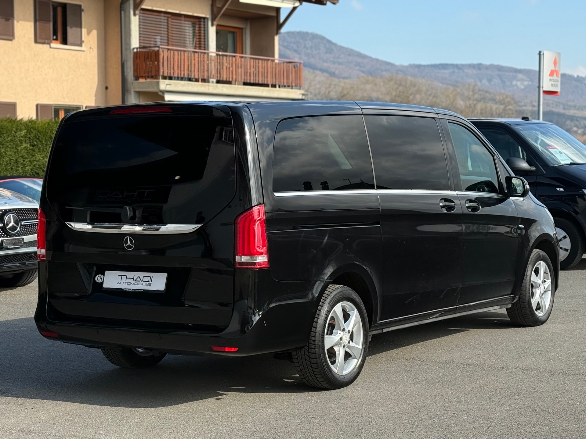 MERCEDES-BENZ V 250 d Avantgarde lang 4Matic 7G-Tronic-image-8