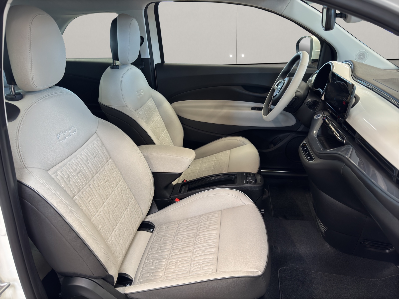FIAT 500 La Prima-image-14