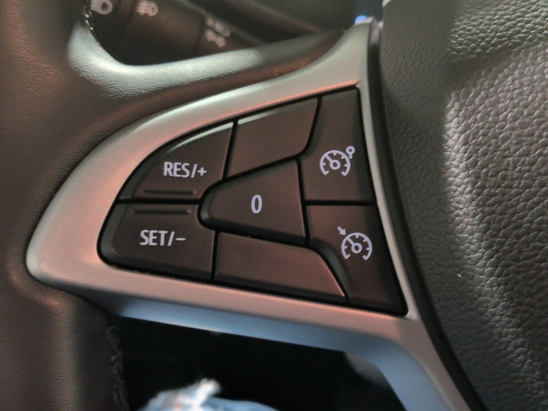 DACIA Jogger HEV 140 Extreme-image-19