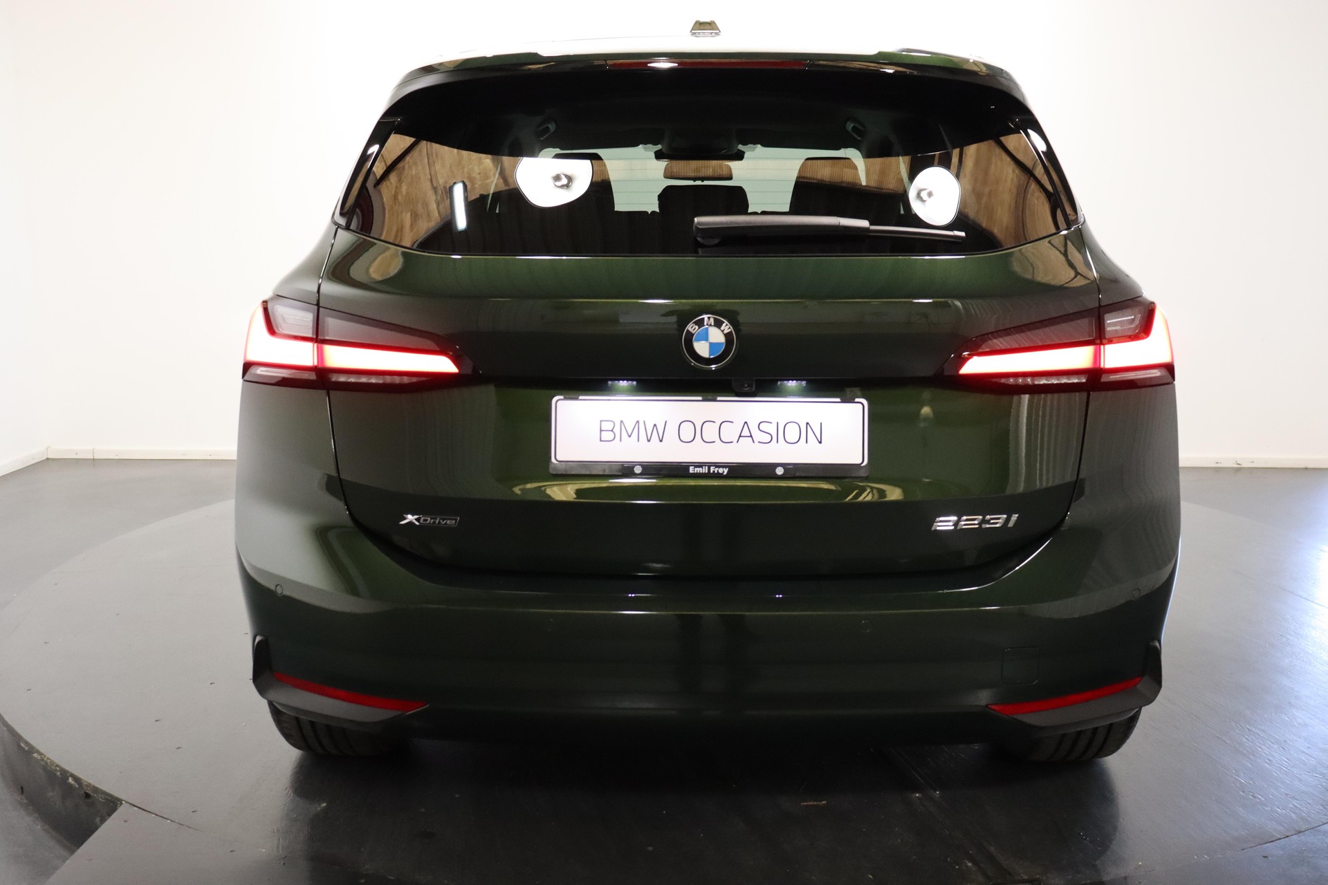BMW 223i xDrive Active Tourer-image-3