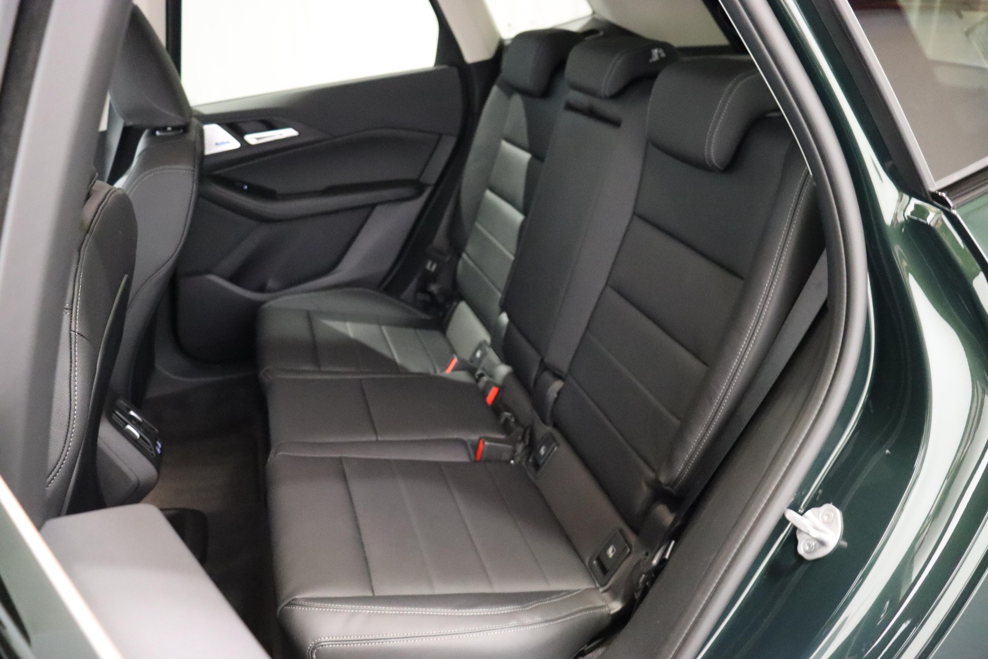 BMW 223i xDrive Active Tourer-image-9