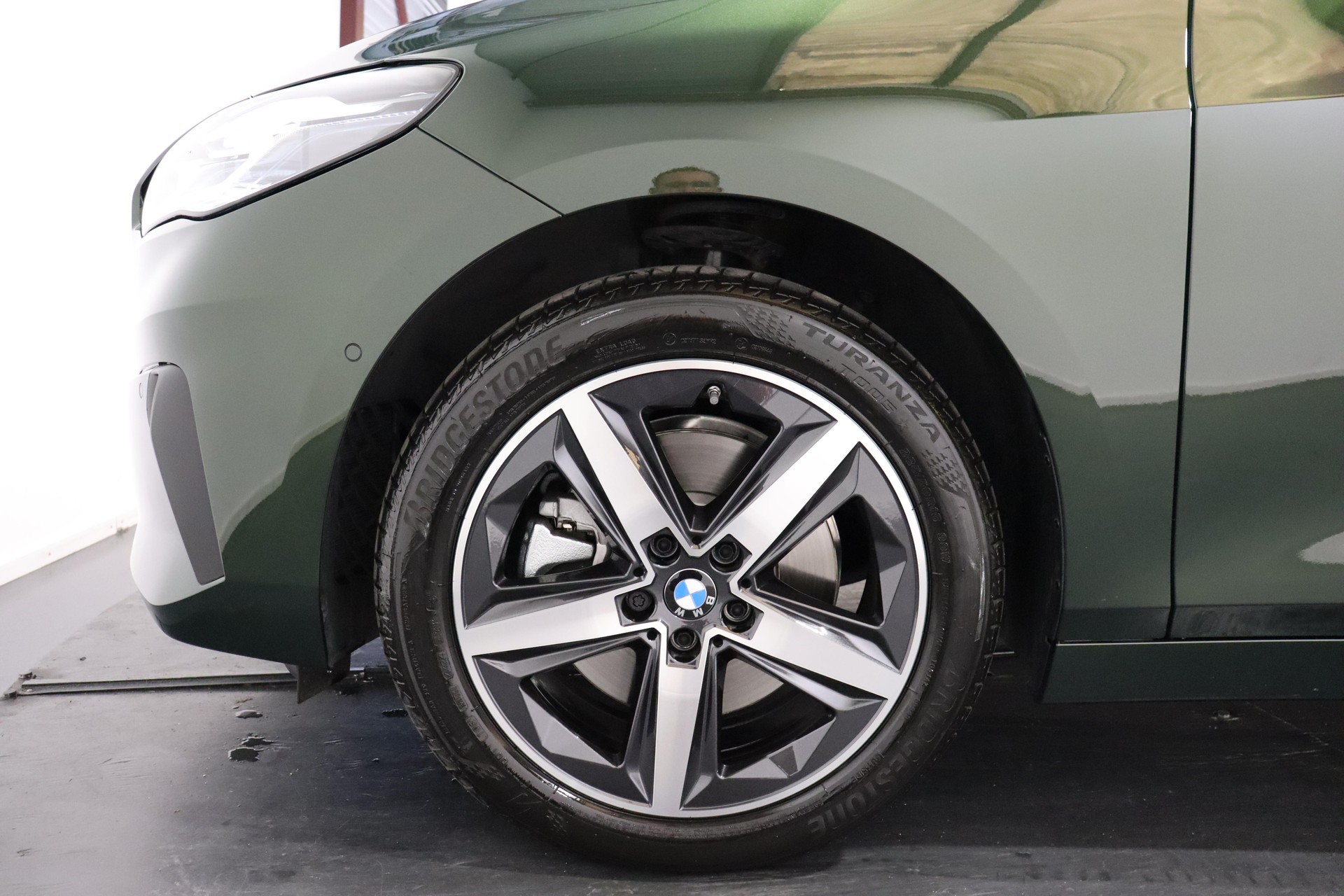 BMW 223i xDrive Active Tourer-image-6