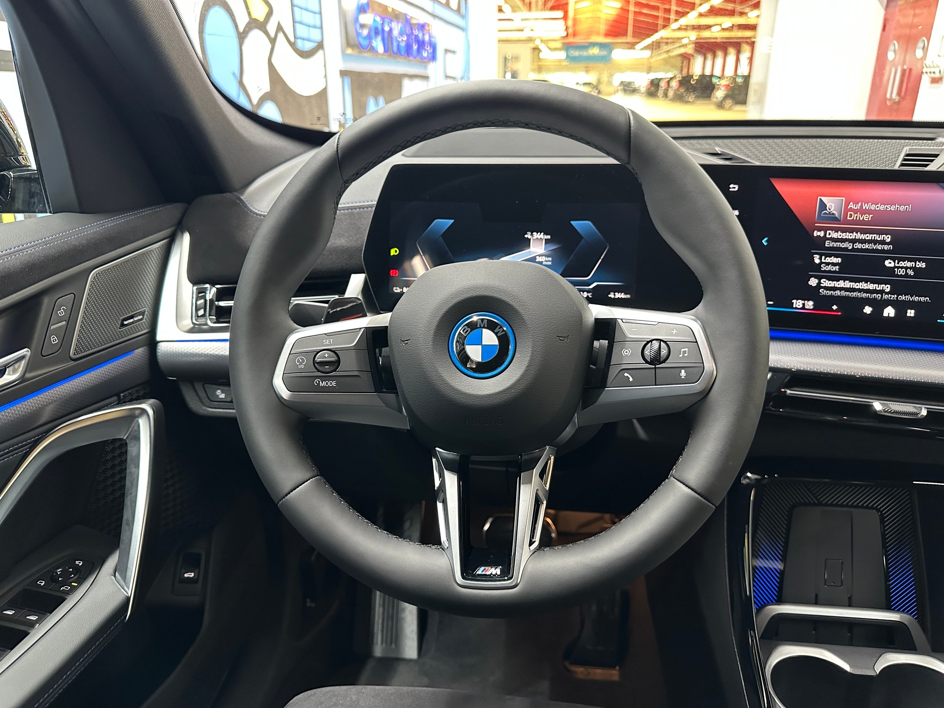 BMW iX1 xDrive 30 M Sport Pro-image-10