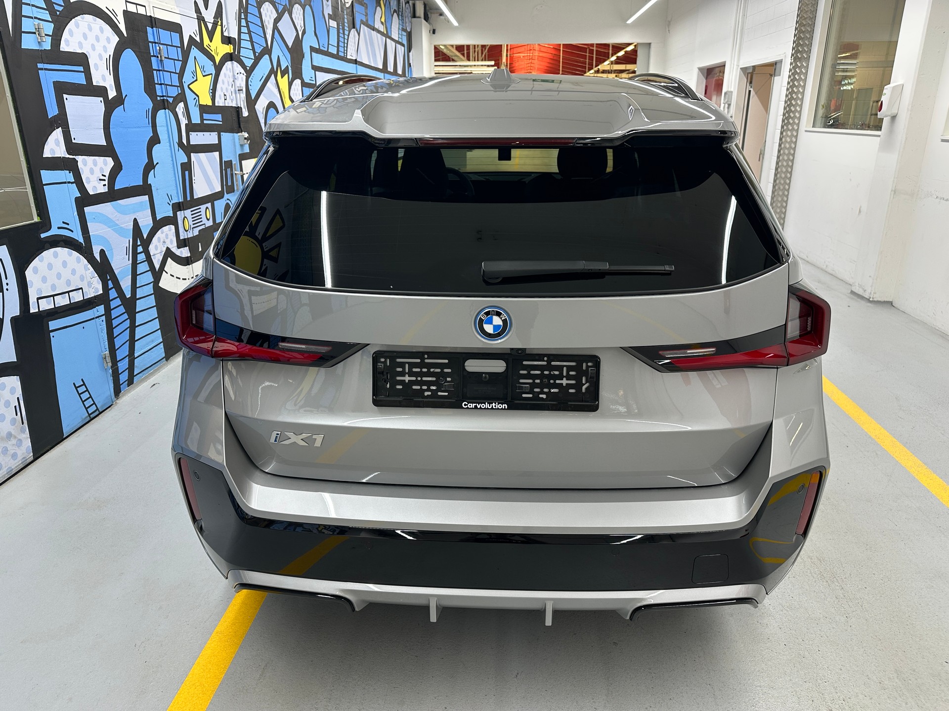 BMW iX1 xDrive 30 M Sport Pro-image-4