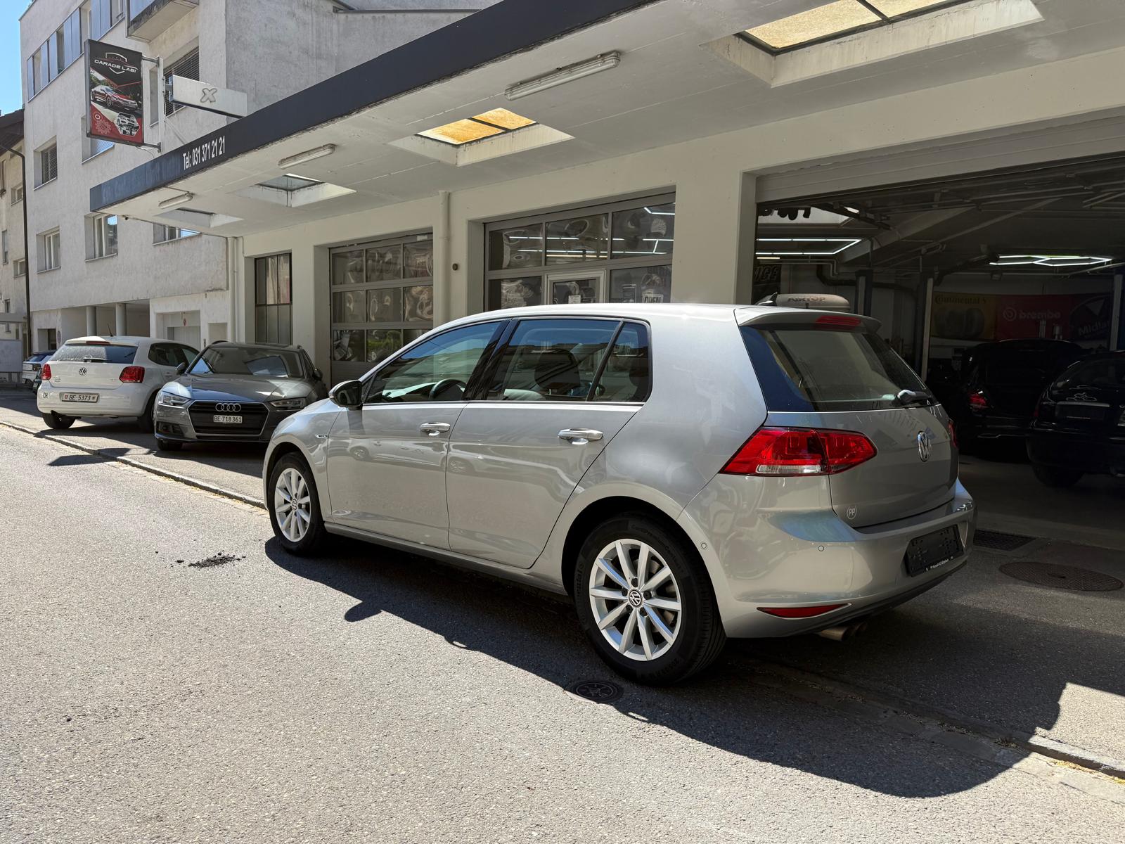 VW Golf 1.4 TSI Lounge-image-3