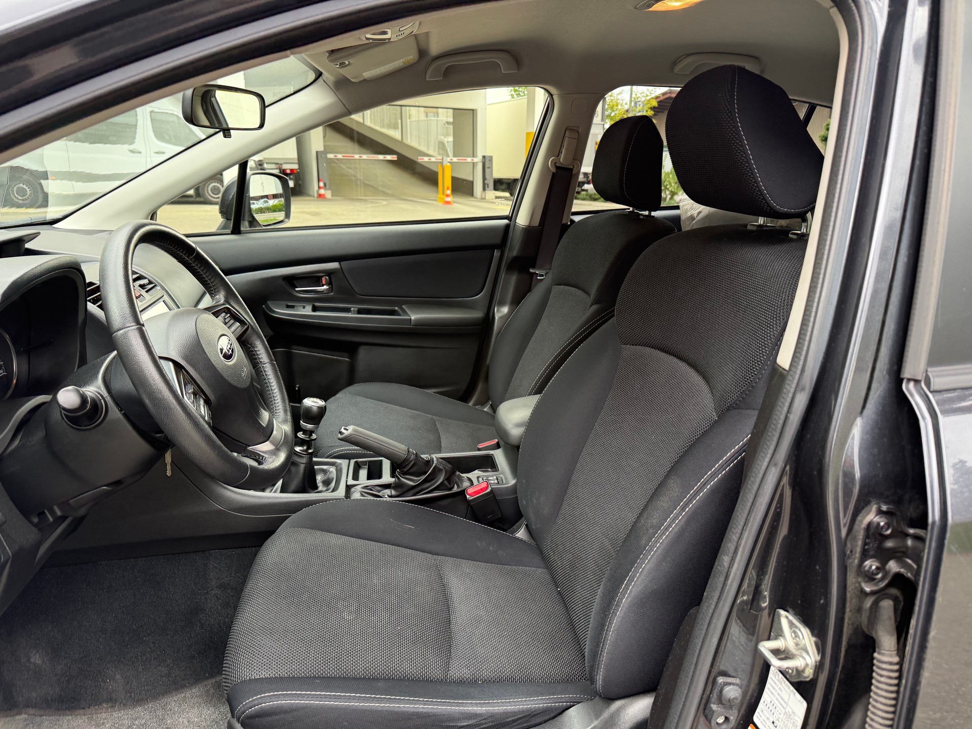 SUBARU XV 2.0D Swiss One AWD-image-5