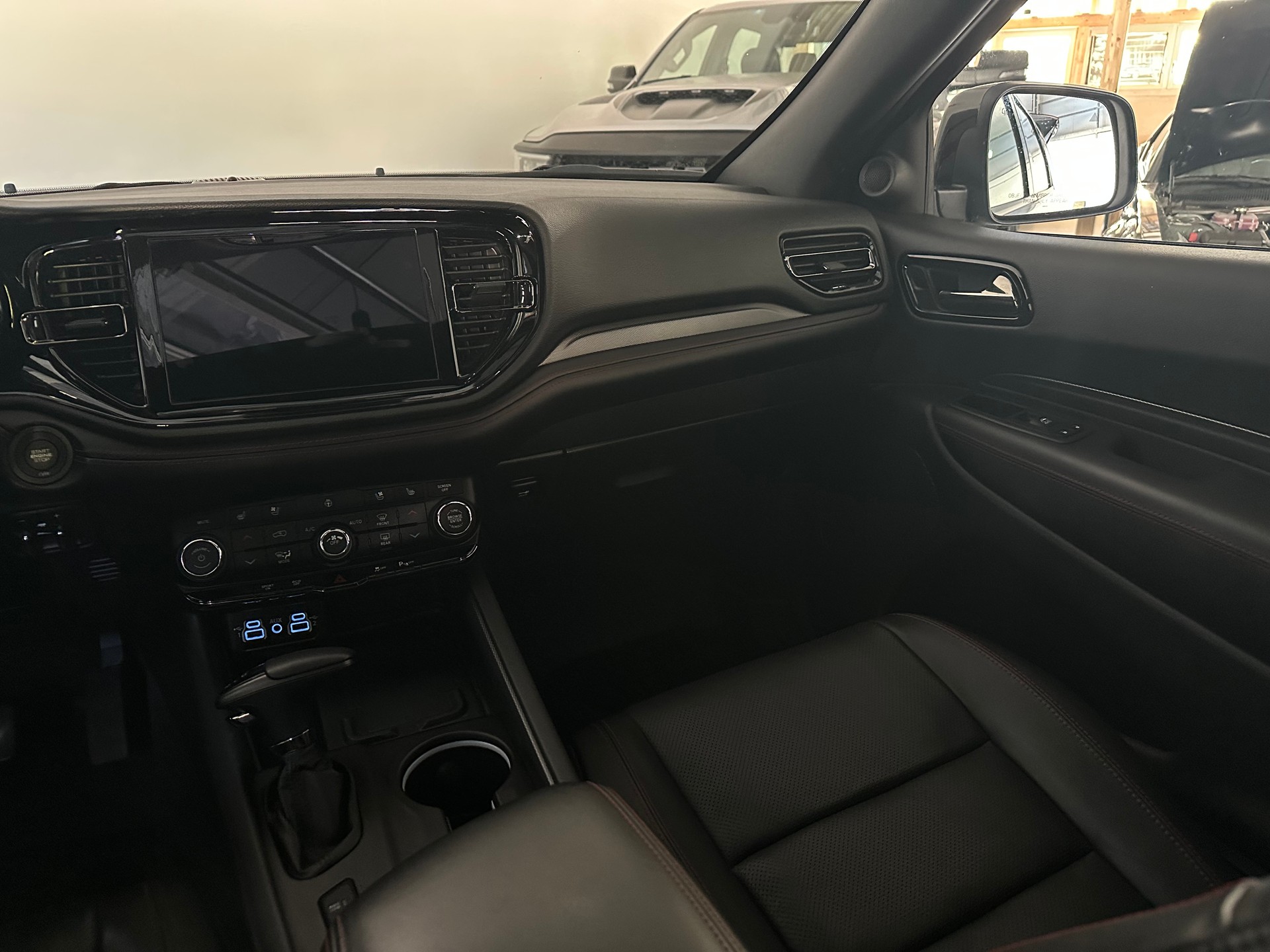 DODGE Durango R/T Premium-image-10