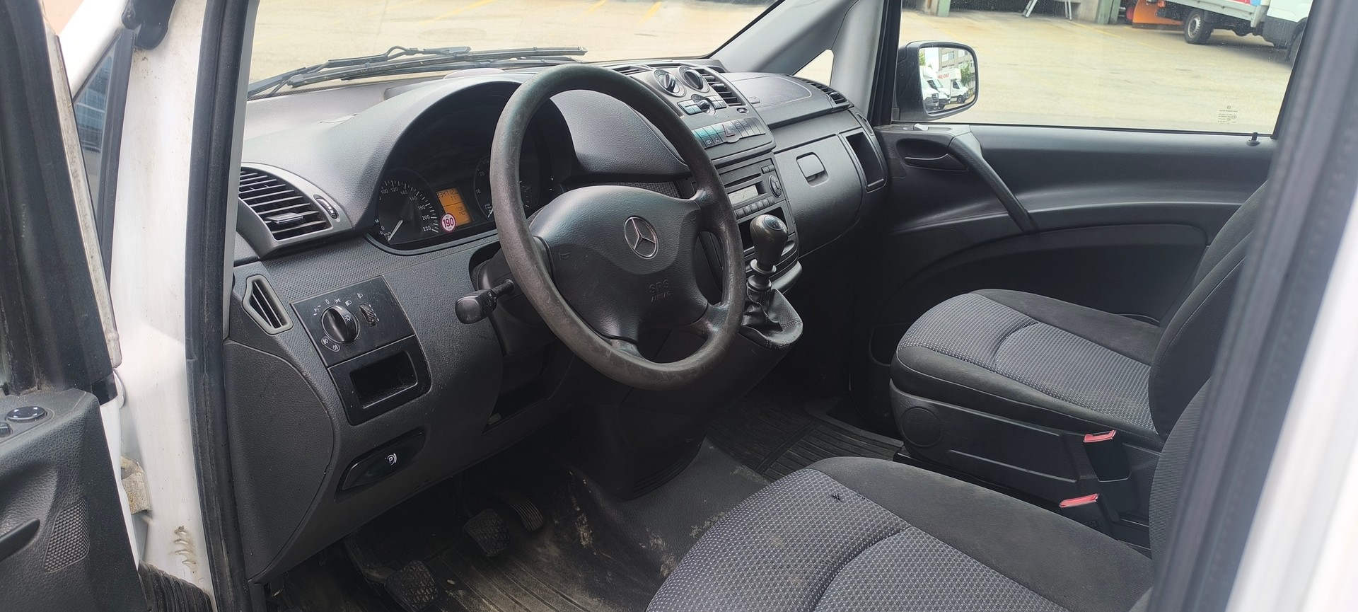 MERCEDES-BENZ Vito 113 CDI Blue Efficiency-image-11