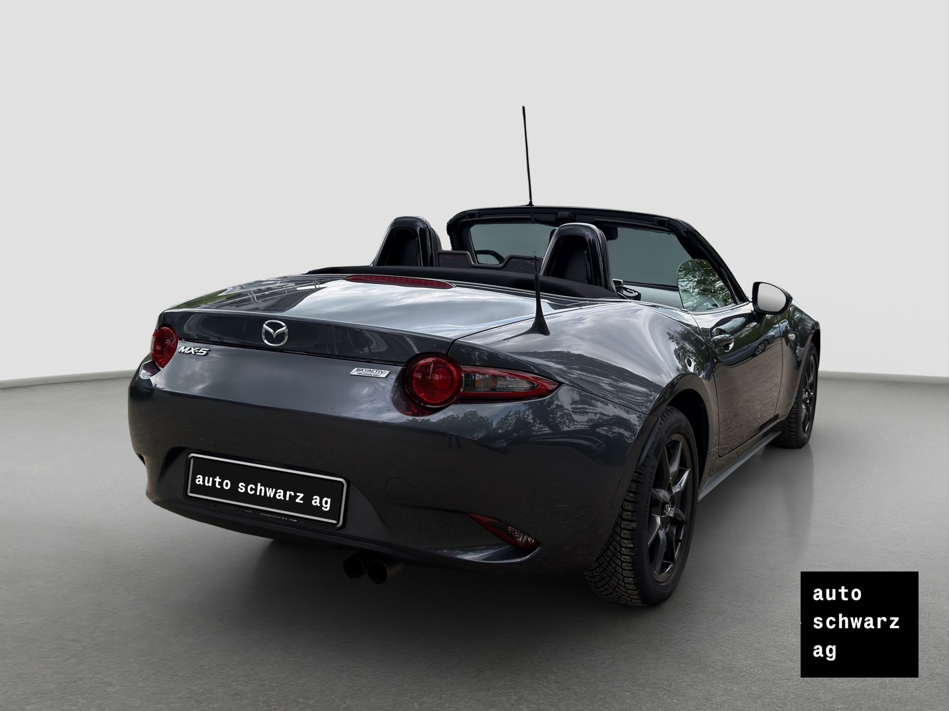 MAZDA MX-5 SKYACTIV-G 131 Revolution-image-4