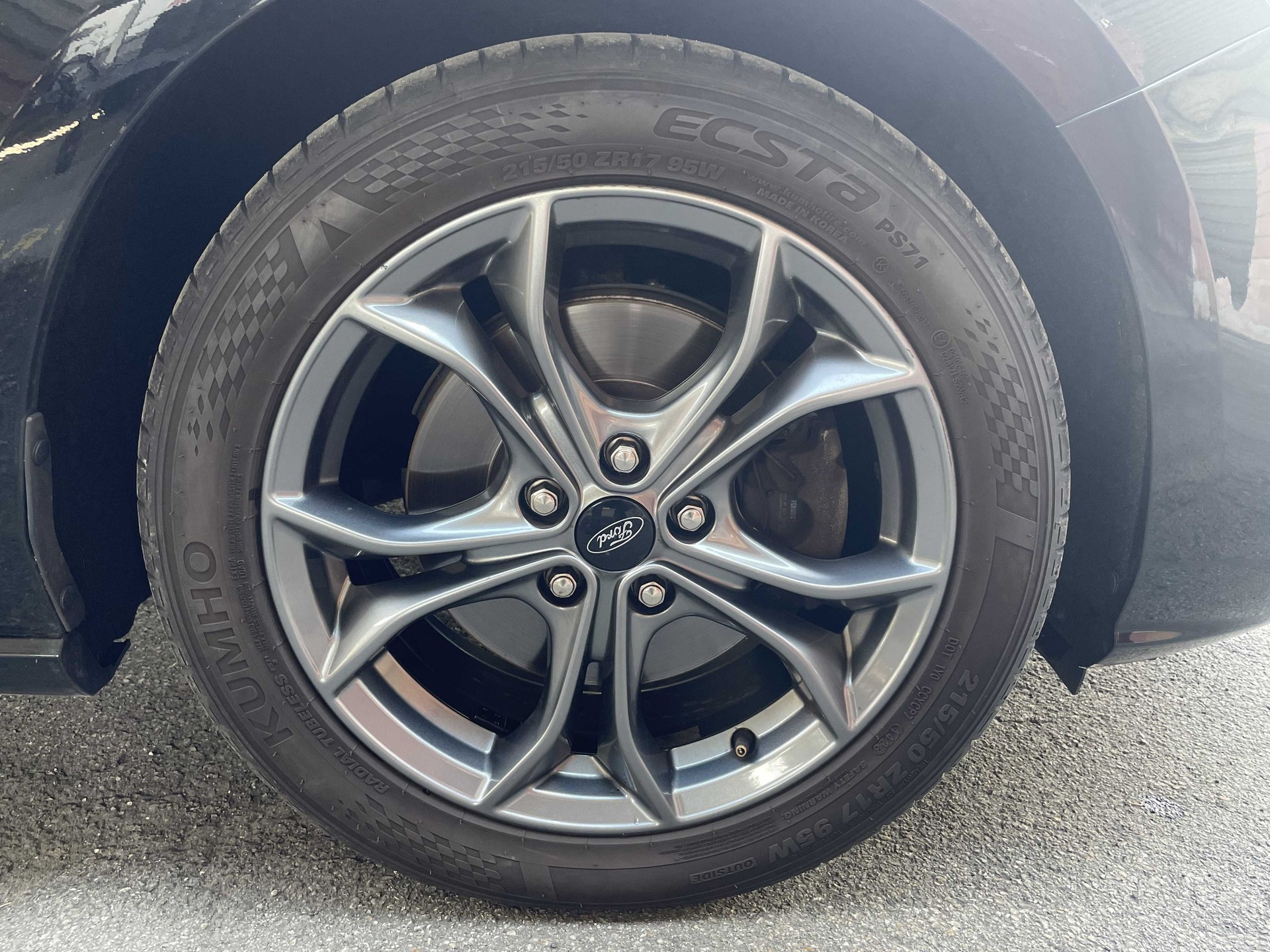 FORD Focus Station Wagon 1.0i EcoB 125PS ST-Line-image-15