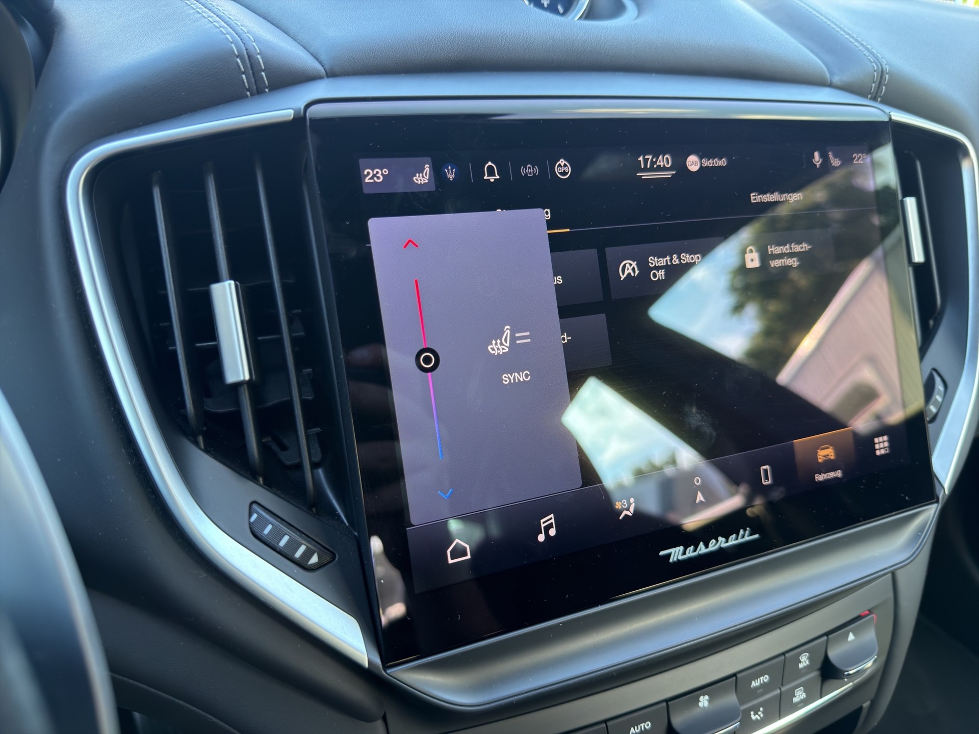 MASERATI Ghibli 3.0 V6 S GranSport Premium Sky Q4-image-53