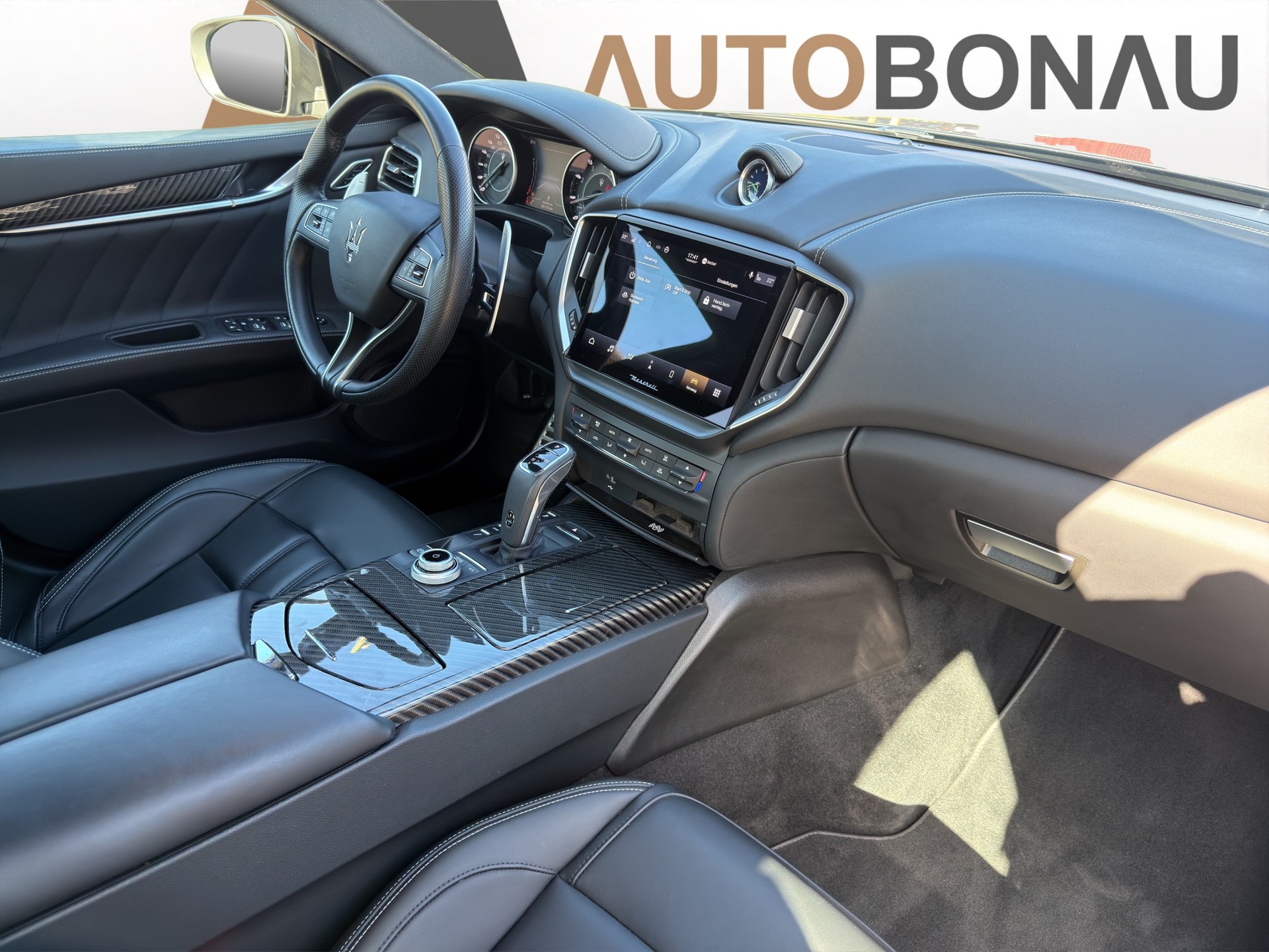 MASERATI Ghibli 3.0 V6 S GranSport Premium Sky Q4-image-12
