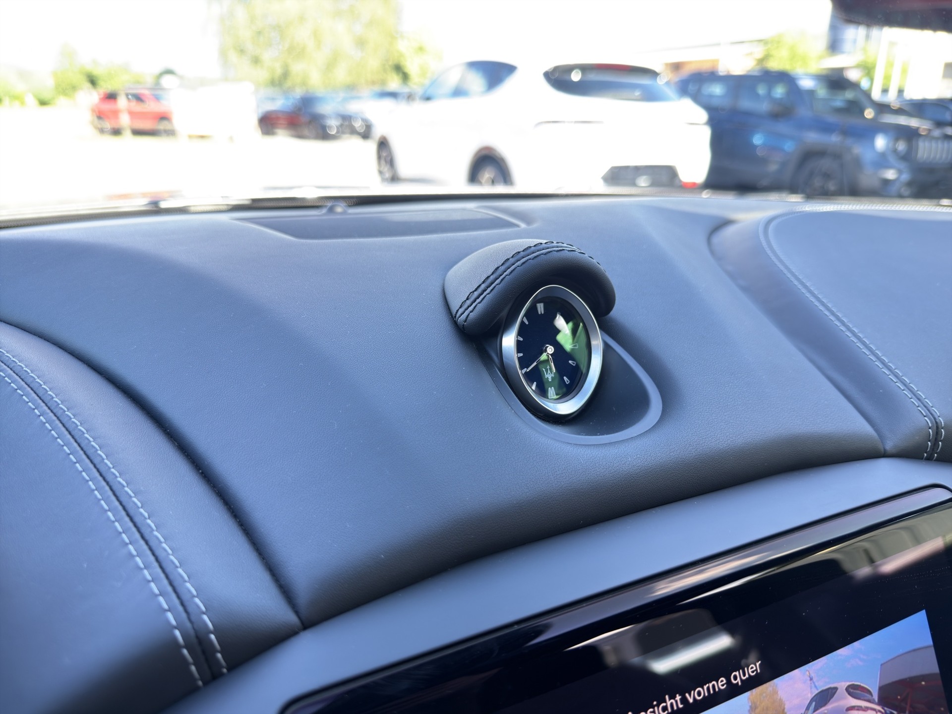 MASERATI Ghibli 3.0 V6 S GranSport Premium Sky Q4-image-51
