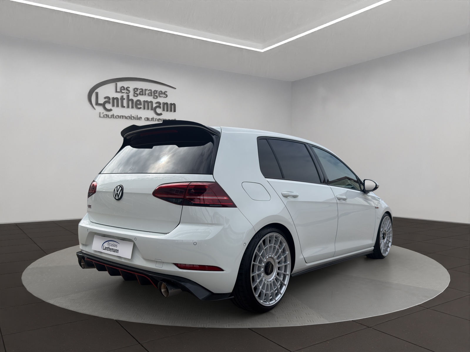 VW Golf 2.0 TSI GTI Performance-image-4