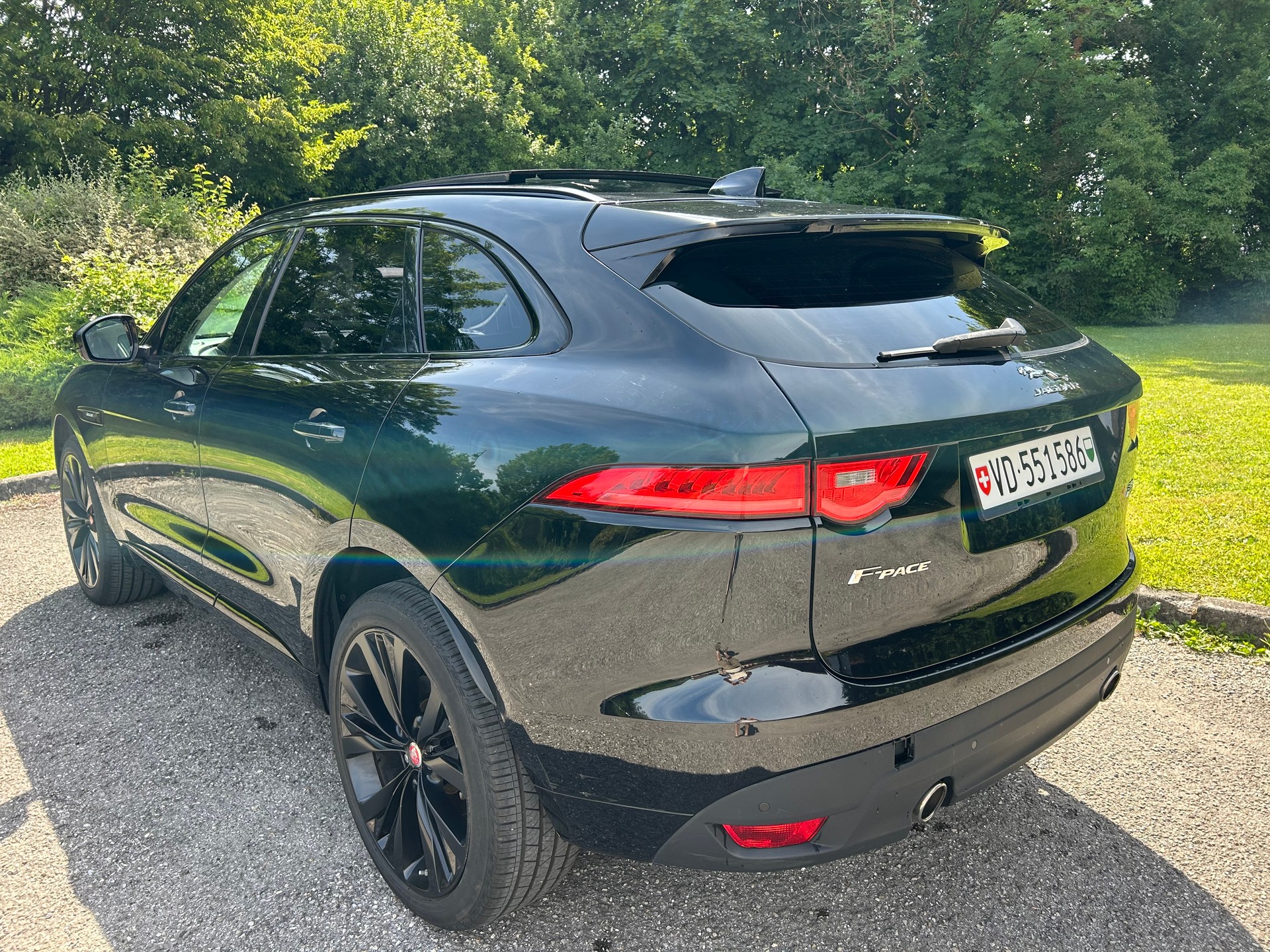 JAGUAR 3.0 V6 S/C R-Sport AWD-image-1