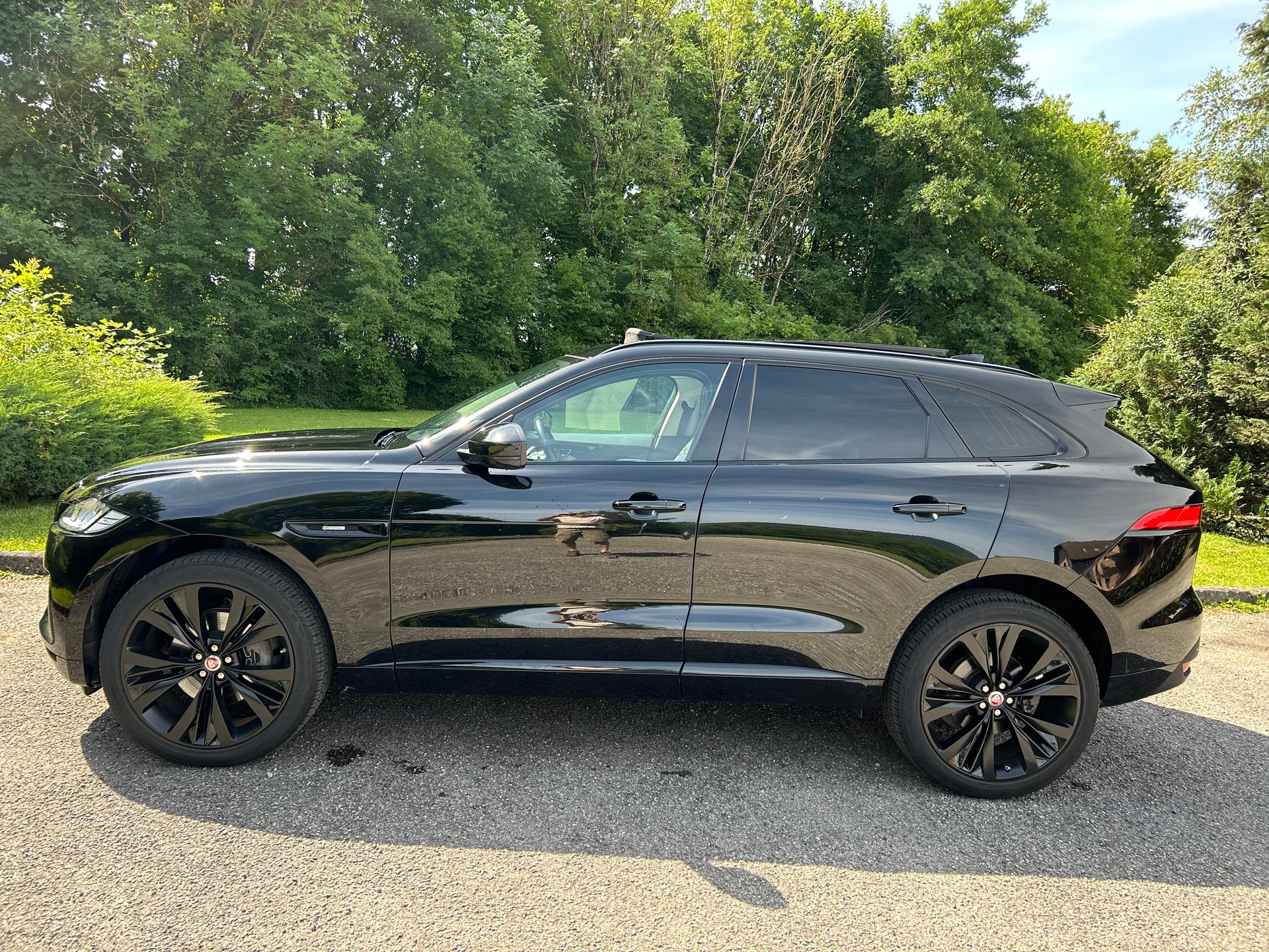 JAGUAR 3.0 V6 S/C R-Sport AWD-image-2