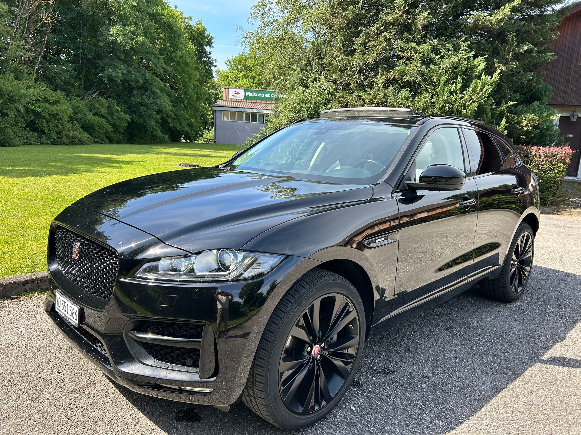 JAGUAR 3.0 V6 S/C R-Sport AWD-image-0
