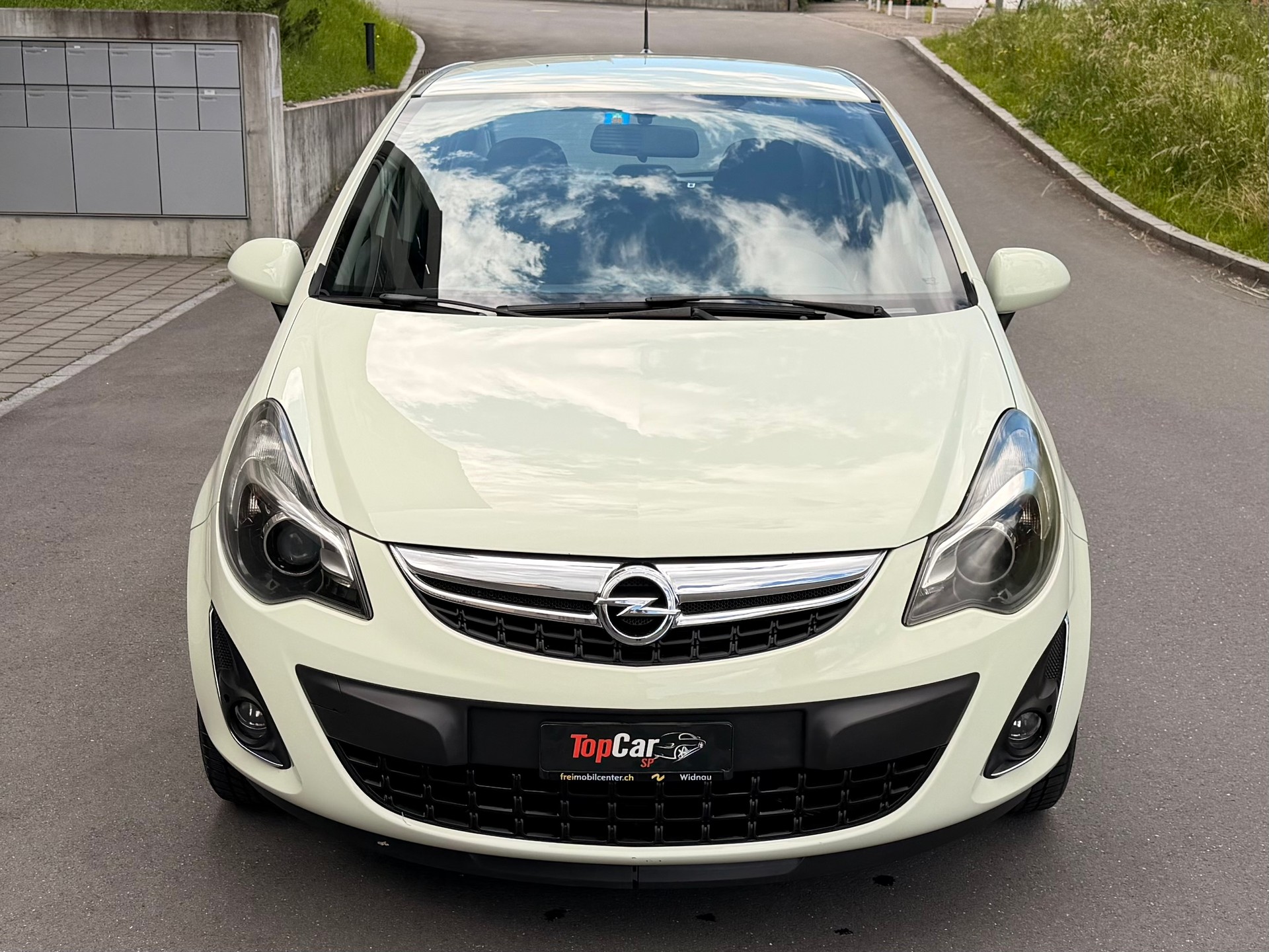OPEL Corsa 1.4 TP Enjoy-image-7