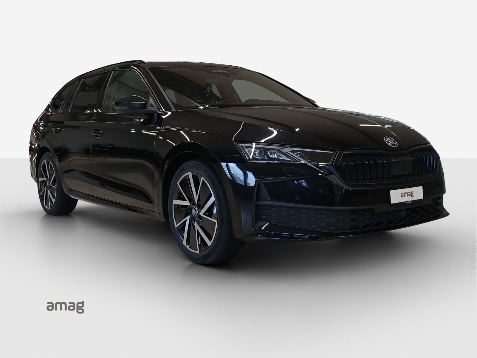 SKODA Octavia Combi 1.5 TSI mHEV DSG Sport Line-image-5
