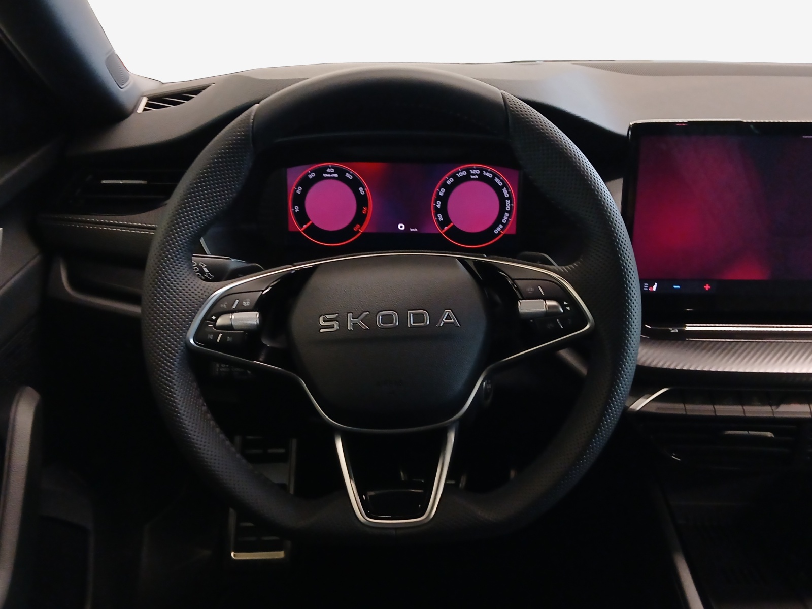 SKODA Octavia Combi 1.5 TSI mHEV DSG Sport Line-image-9
