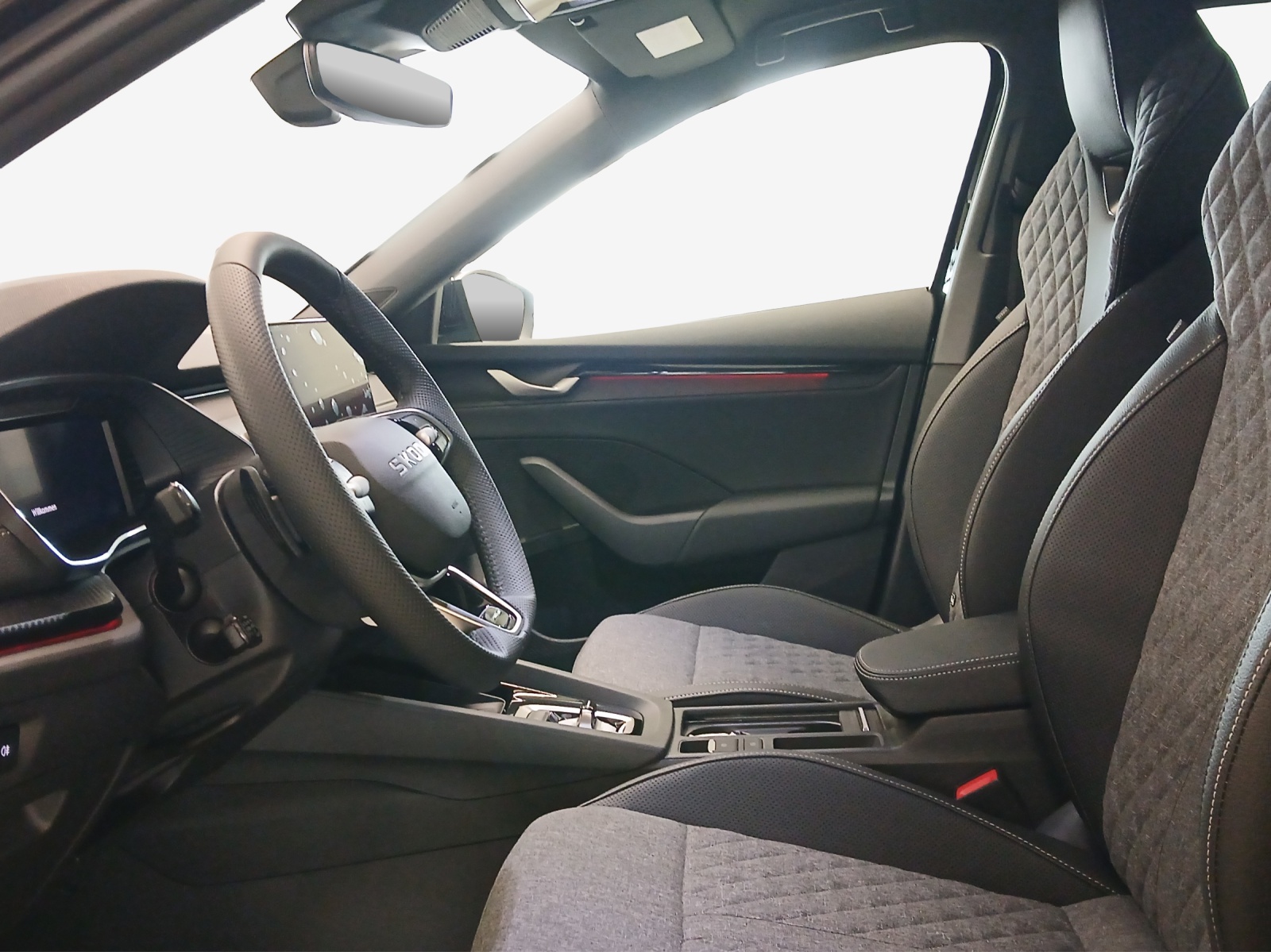 SKODA Octavia Combi 1.5 TSI mHEV DSG Sport Line-image-7