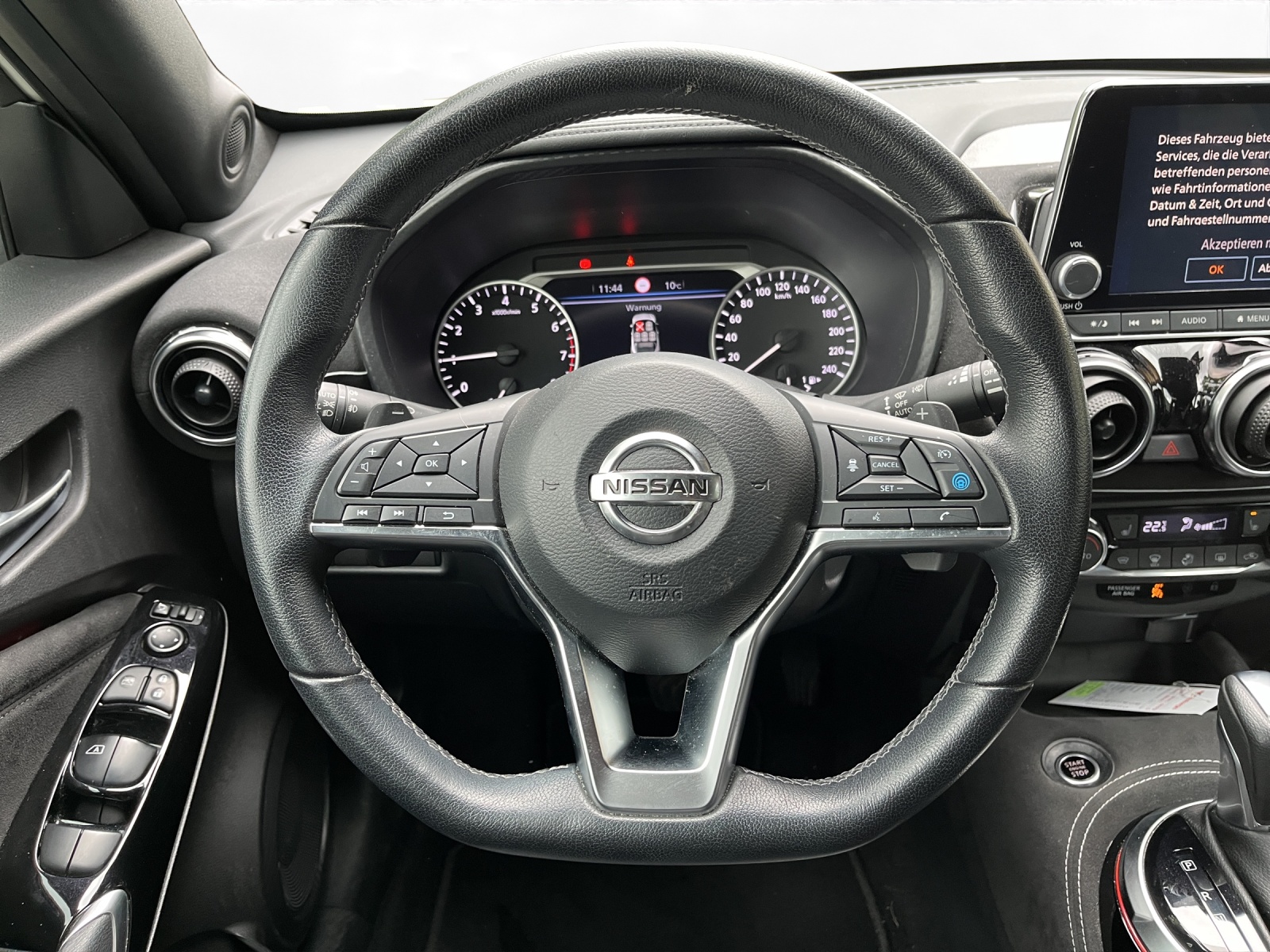 NISSAN Juke 1.0 DIG-T N-Design DCT-image-9