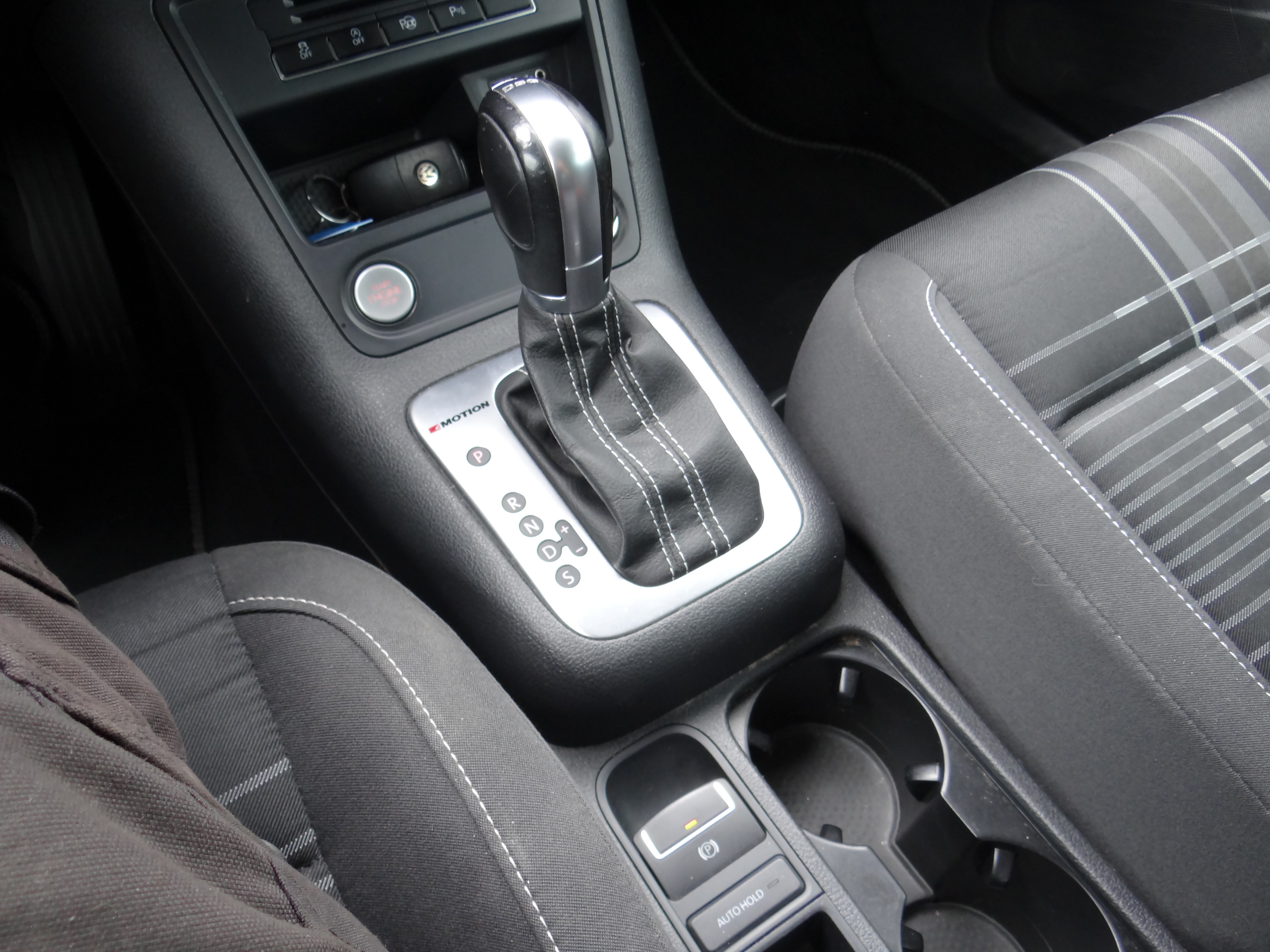 VW Tiguan 2.0 TDI Lounge 4Motion DSG — slika 11