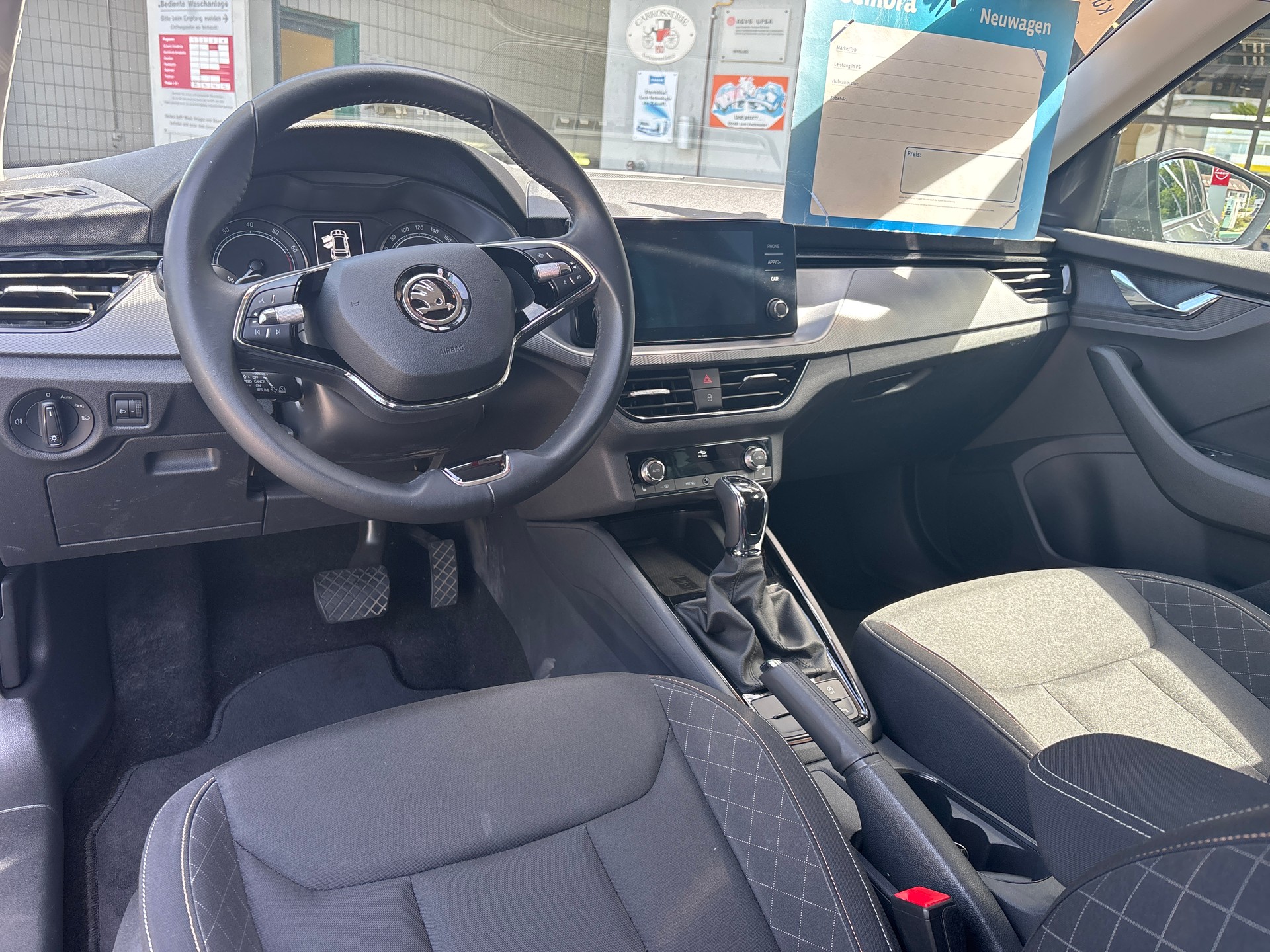 SKODA Kamiq 1.0 TSI Fresh DSG-image-9