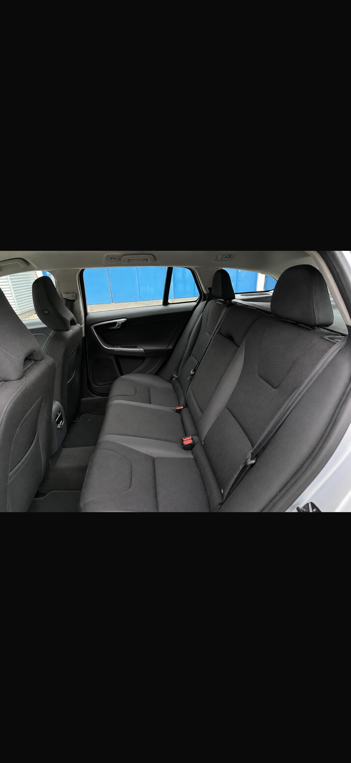VOLVO V60 T5 Powershift-image-8