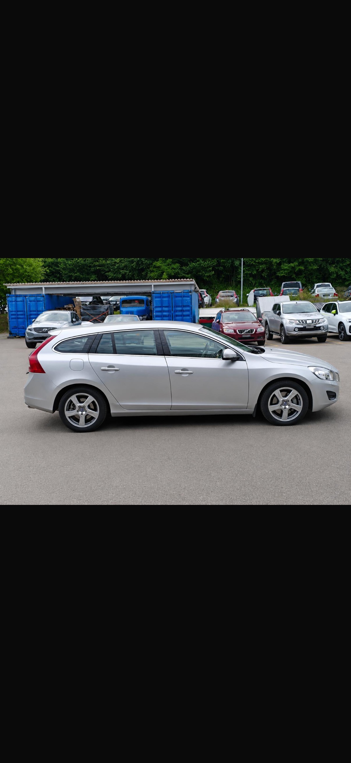 VOLVO V60 T5 Powershift-image-5