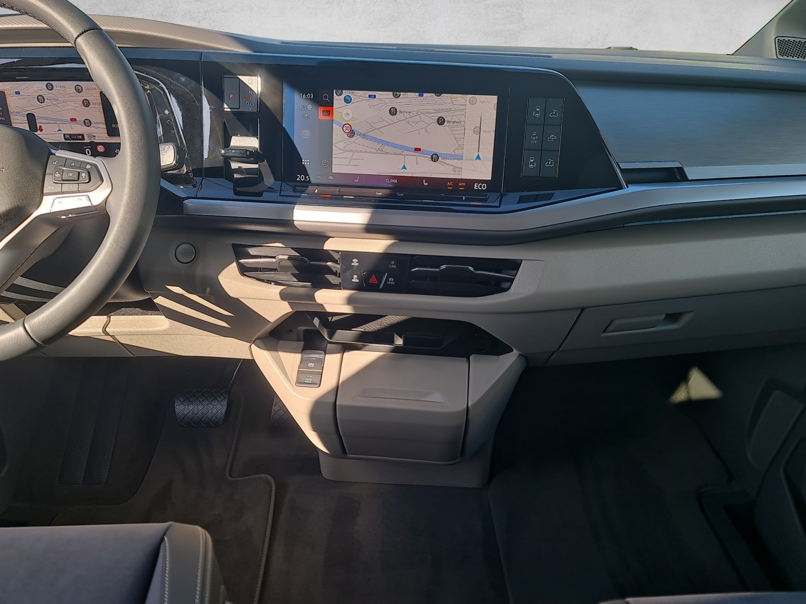 VW California eHybrid Ocean 4Motion-image-13