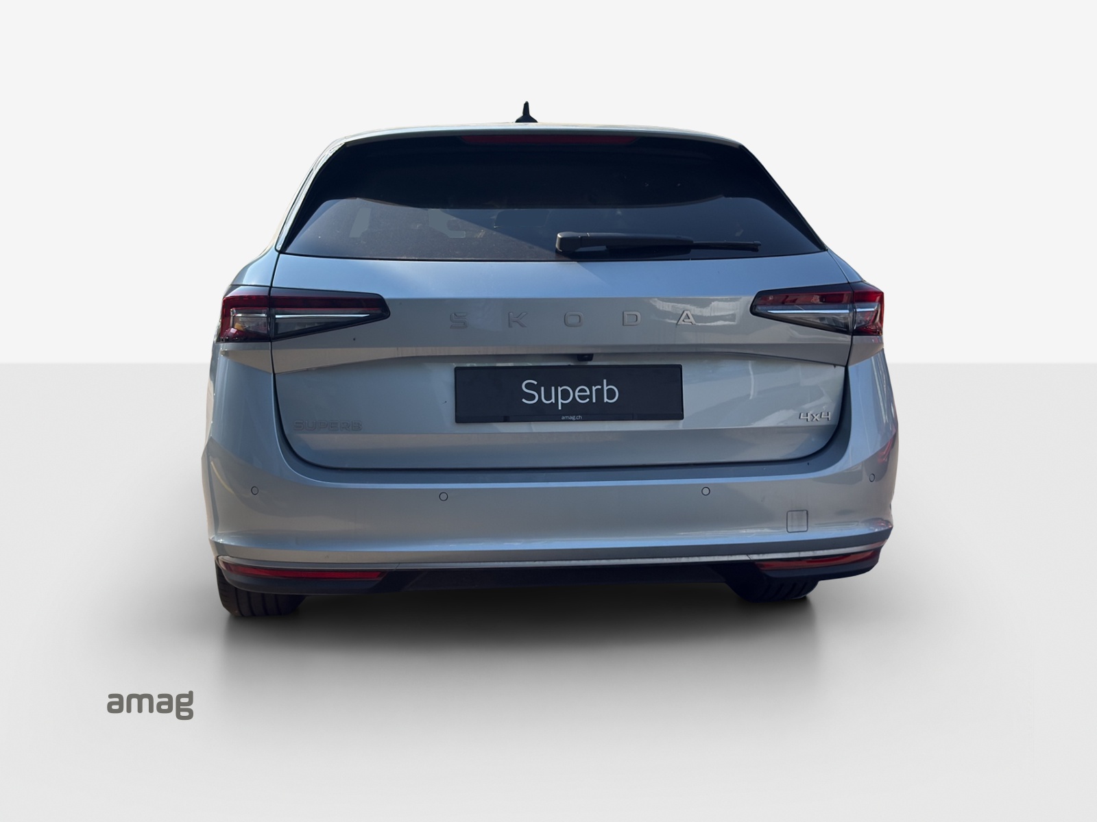 SKODA Superb Combi 2.0 TDi L&K 4x4 DSG-showroom-element-3