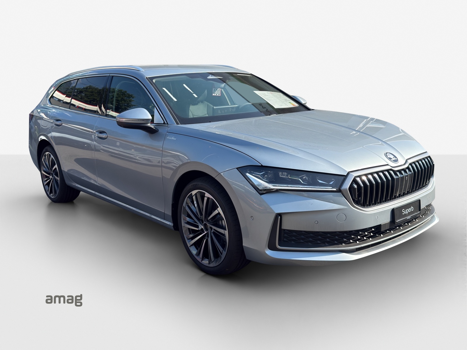 SKODA Superb Combi 2.0 TDi L&K 4x4 DSG-image-5