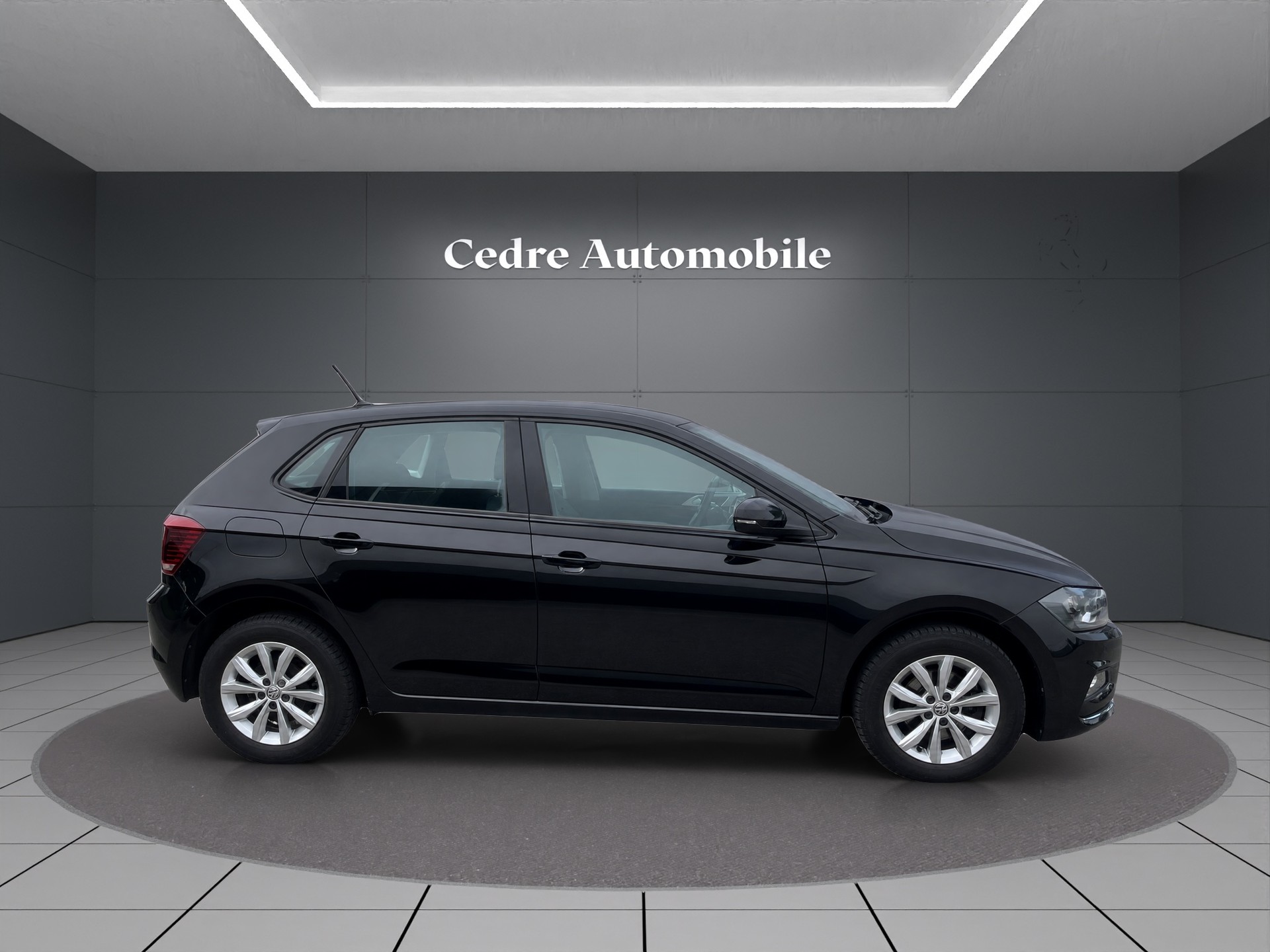 VW Polo 1.6 TDI Highline-image-5