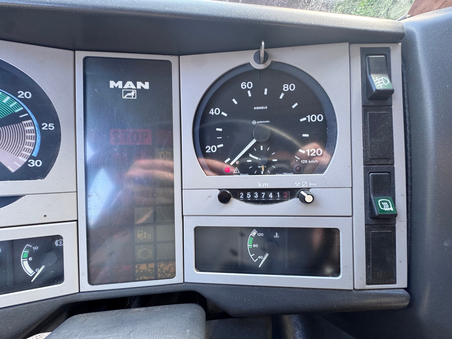 MAN L2000 8.224 LLC-image-5