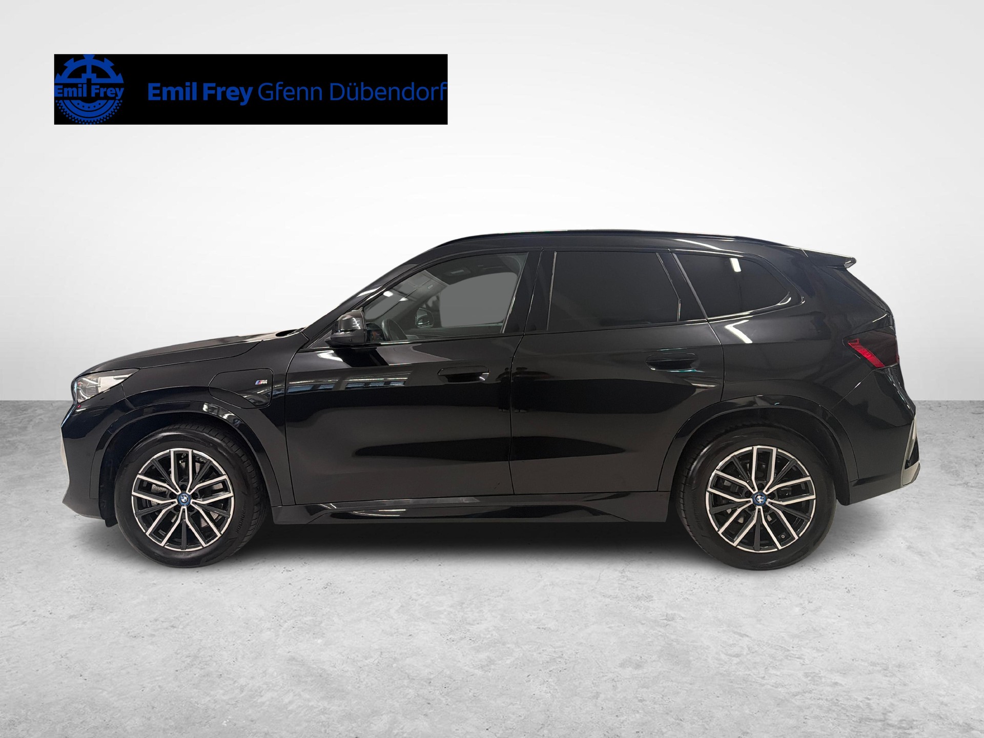 BMW X1 25e xDrive paddles-image-4