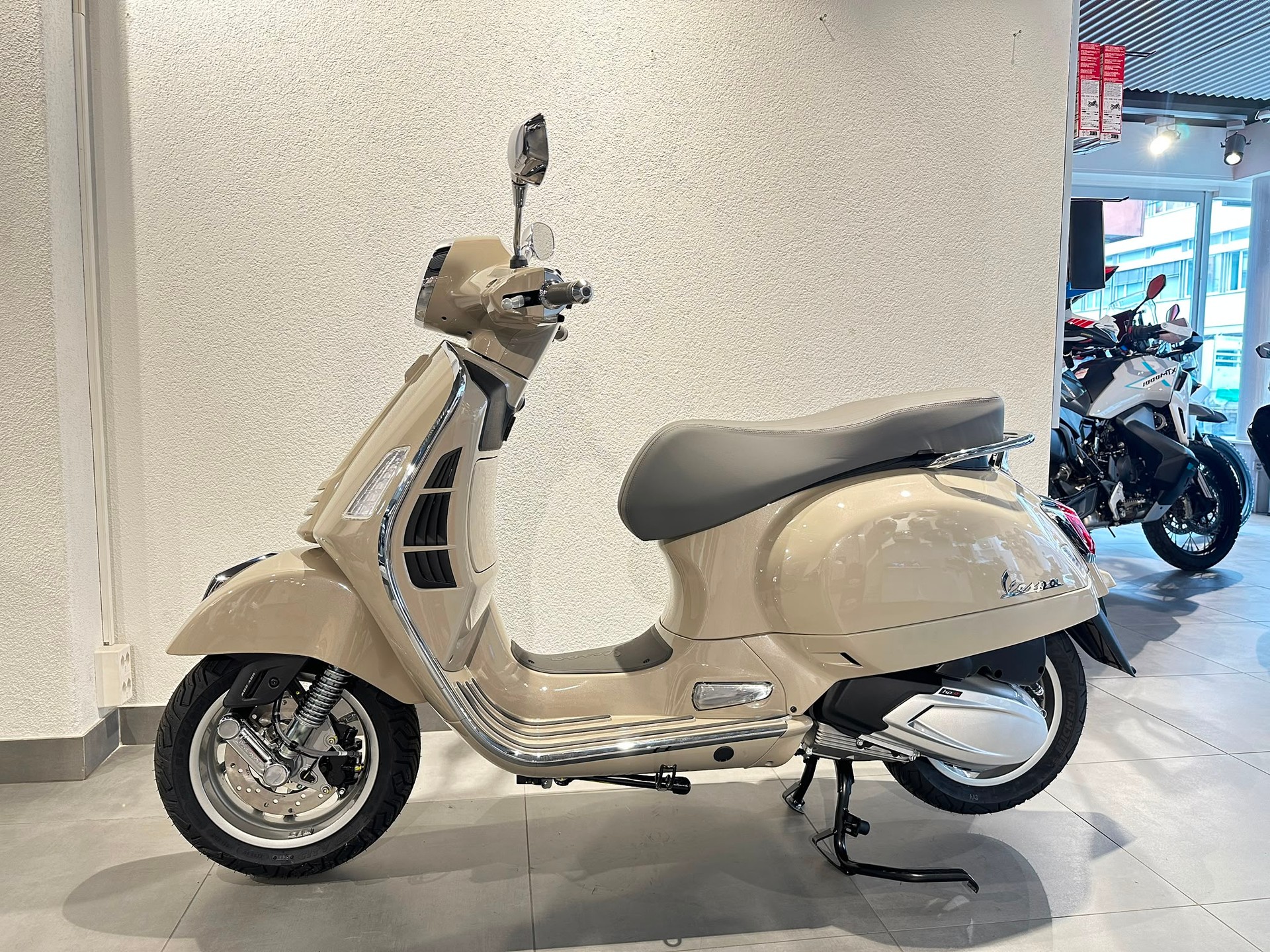 PIAGGIO Vespa GTS 310 | Neu | Roller | Garantie-image-9