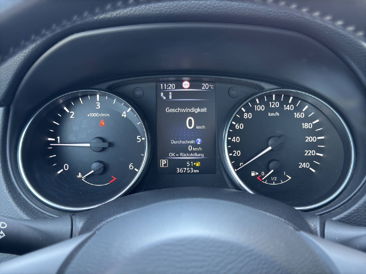 NISSAN Qashqai 1.6 dCi Tekna+-image-8
