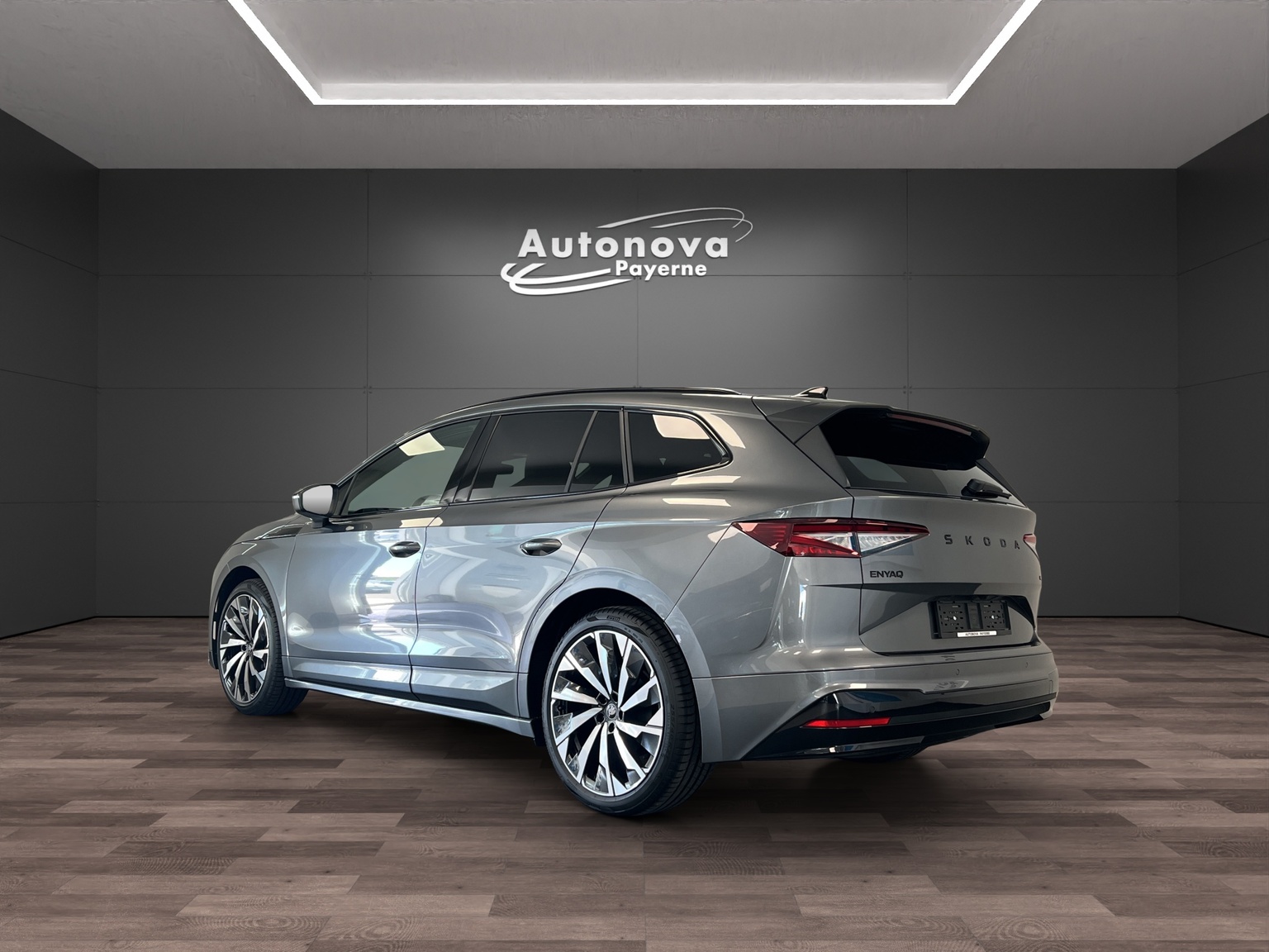 SKODA Enyaq 85x Sportline 4x4-image-3