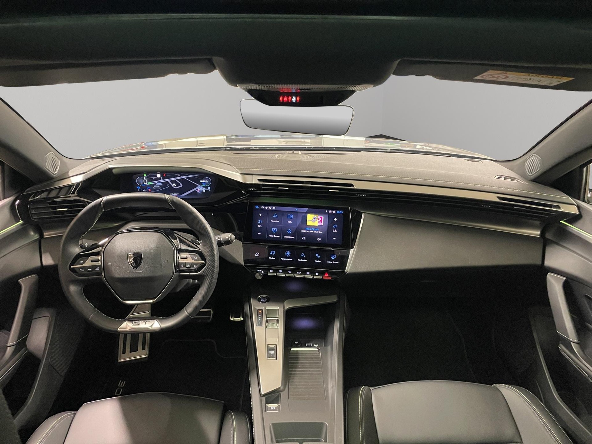 PEUGEOT 308 1.6 PHEV 225 GT-image-6