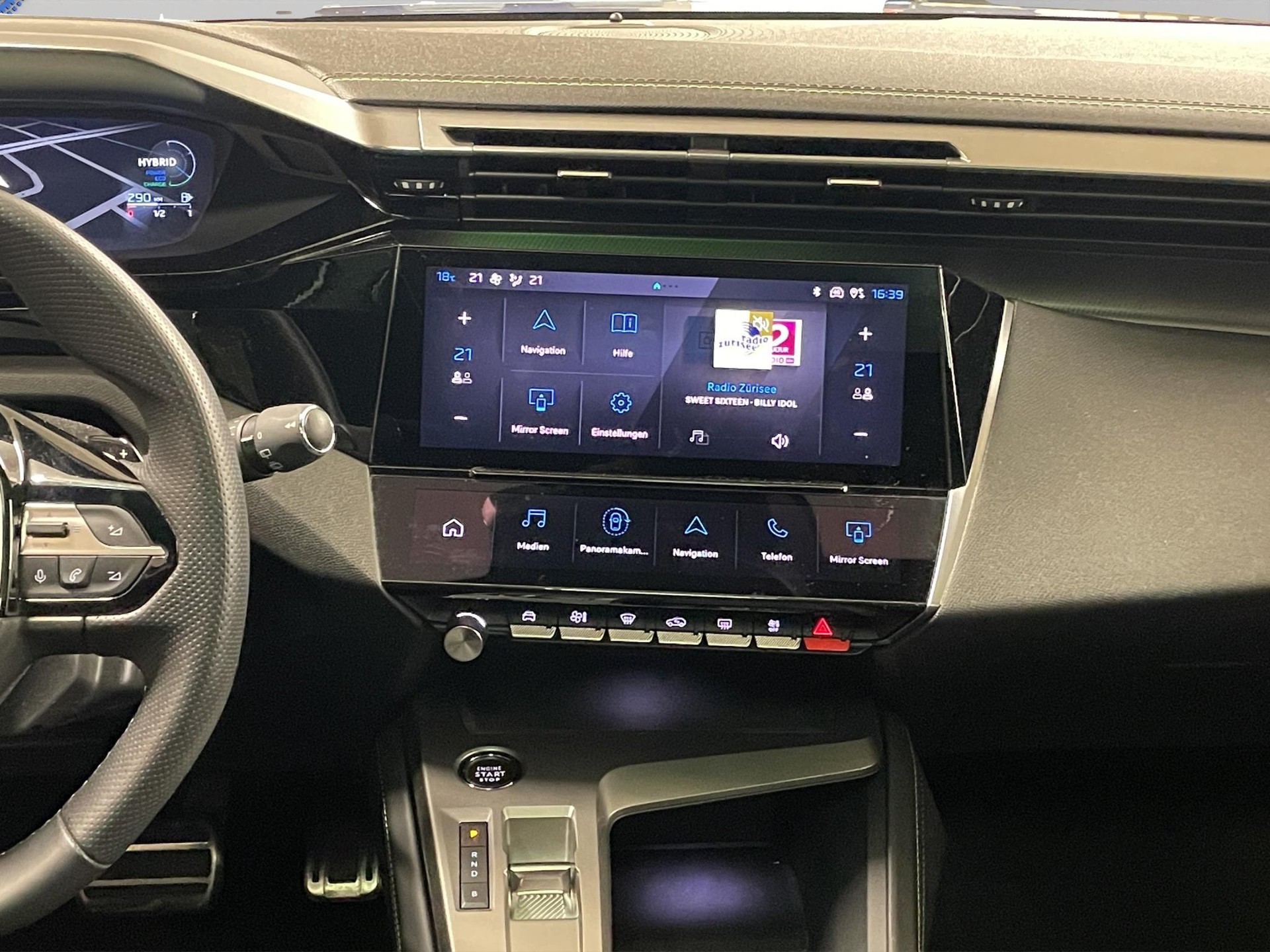 PEUGEOT 308 1.6 PHEV 225 GT-image-9