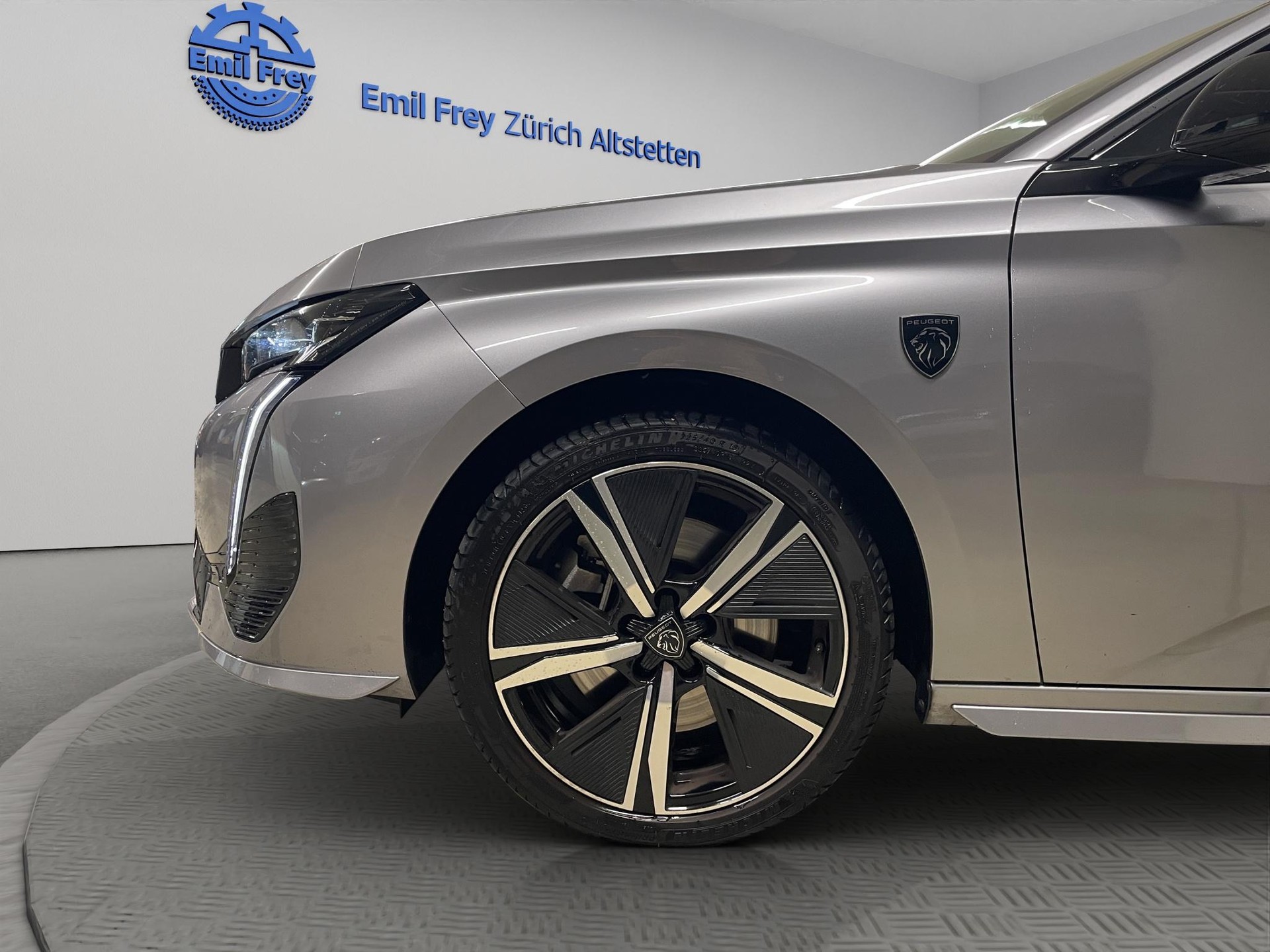 PEUGEOT 308 1.6 PHEV 225 GT-image-10