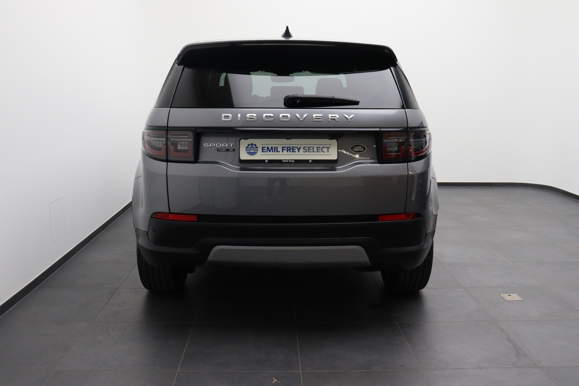 LAND ROVER Discovery Sport 2.0 TD4 180 SE-image-4