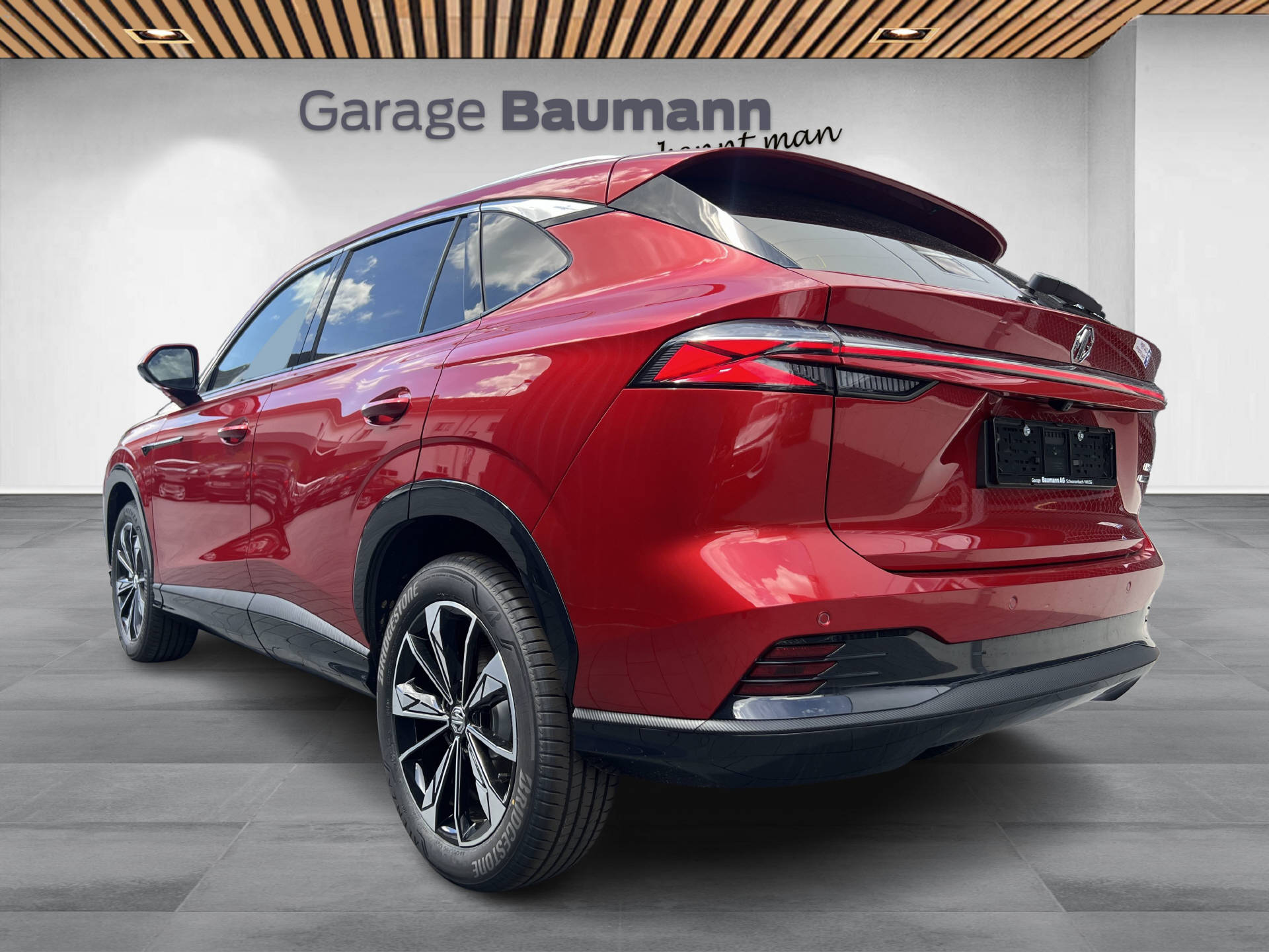 MG HS 1.5 Hybrid Luxury-image-3