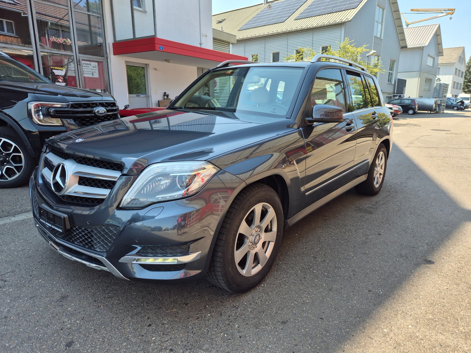 MERCEDES-BENZ GLK 220 BlueTEC Swiss Star Ed. 4Matic 7G-Tronic-image-0