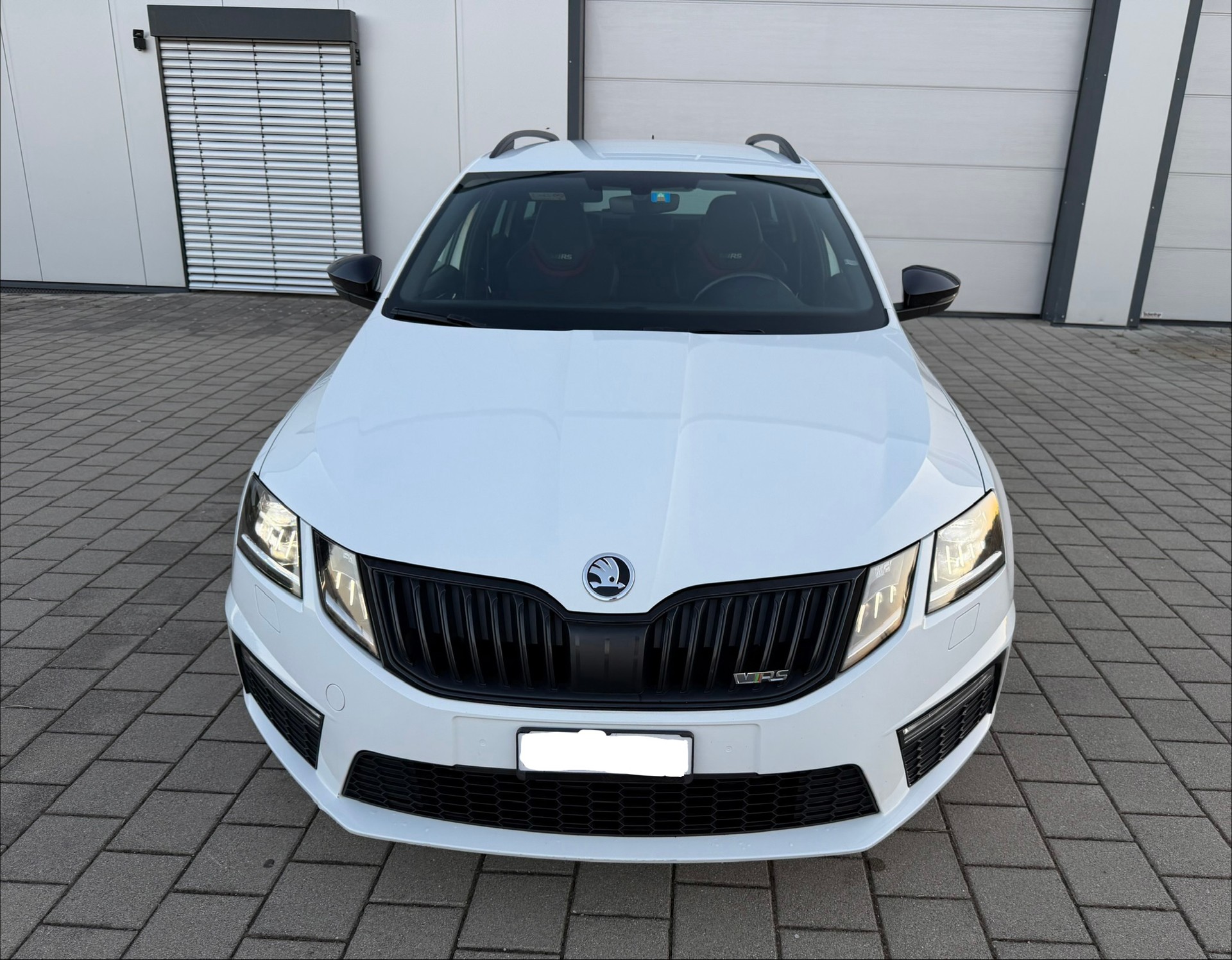 SKODA 2.0 TDI 184 RS 4x4 DSG-image-4