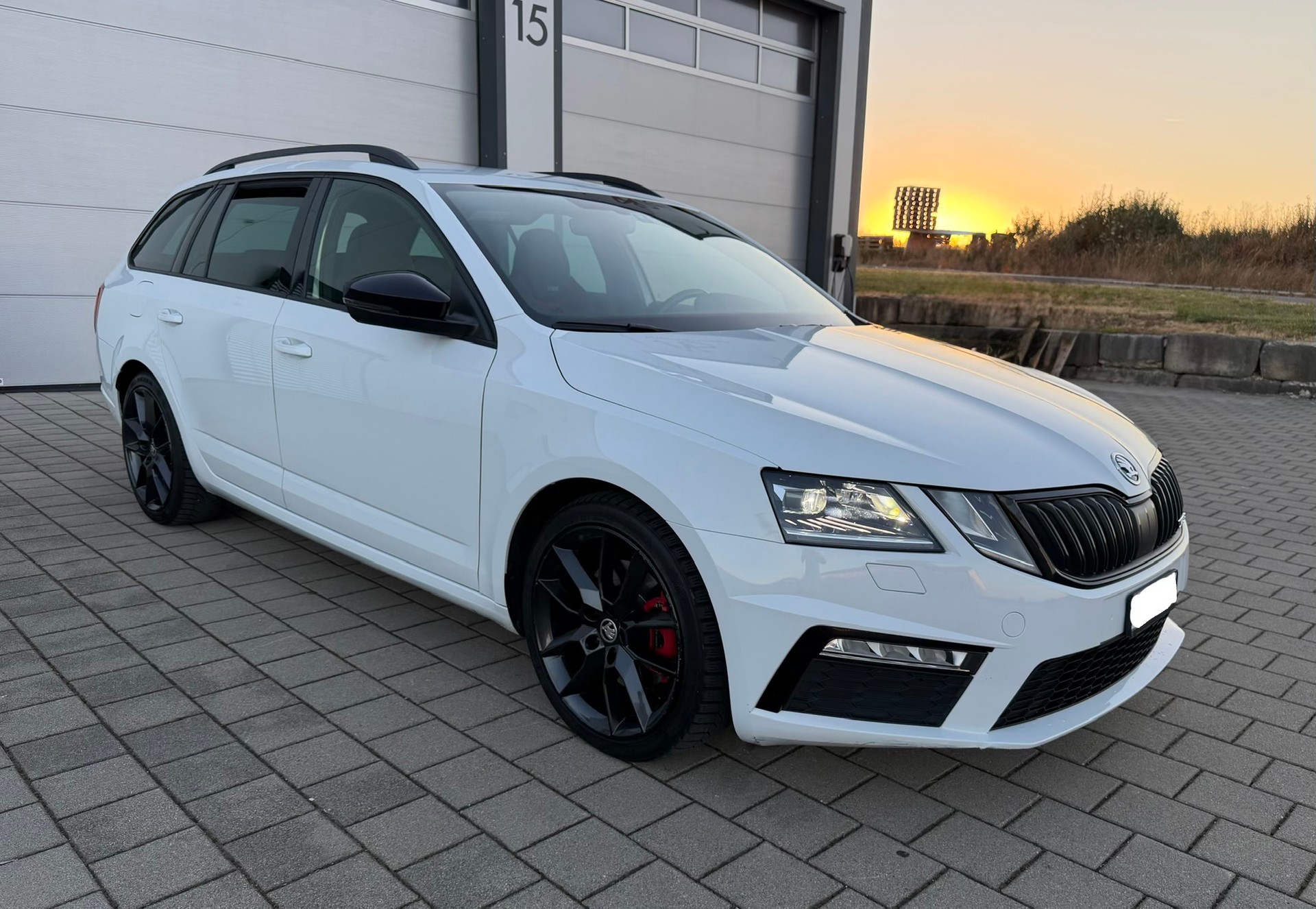 SKODA 2.0 TDI 184 RS 4x4 DSG-image-3