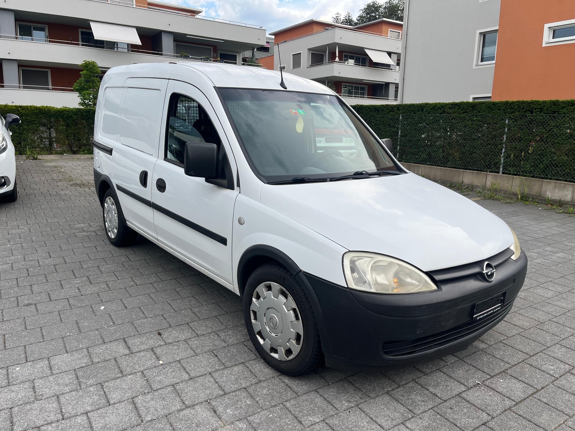 OPEL COMBO-image-1